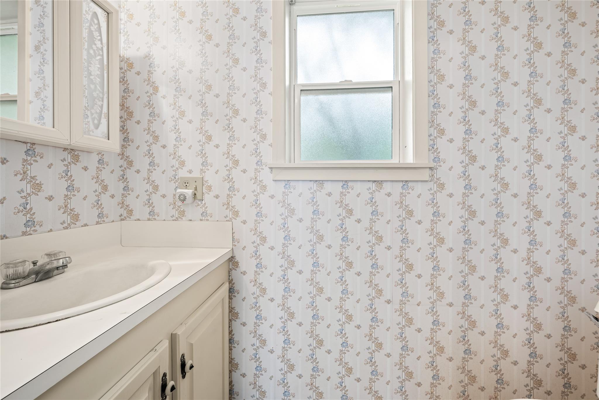 315 E Fannin St, La Grange, TX 78945