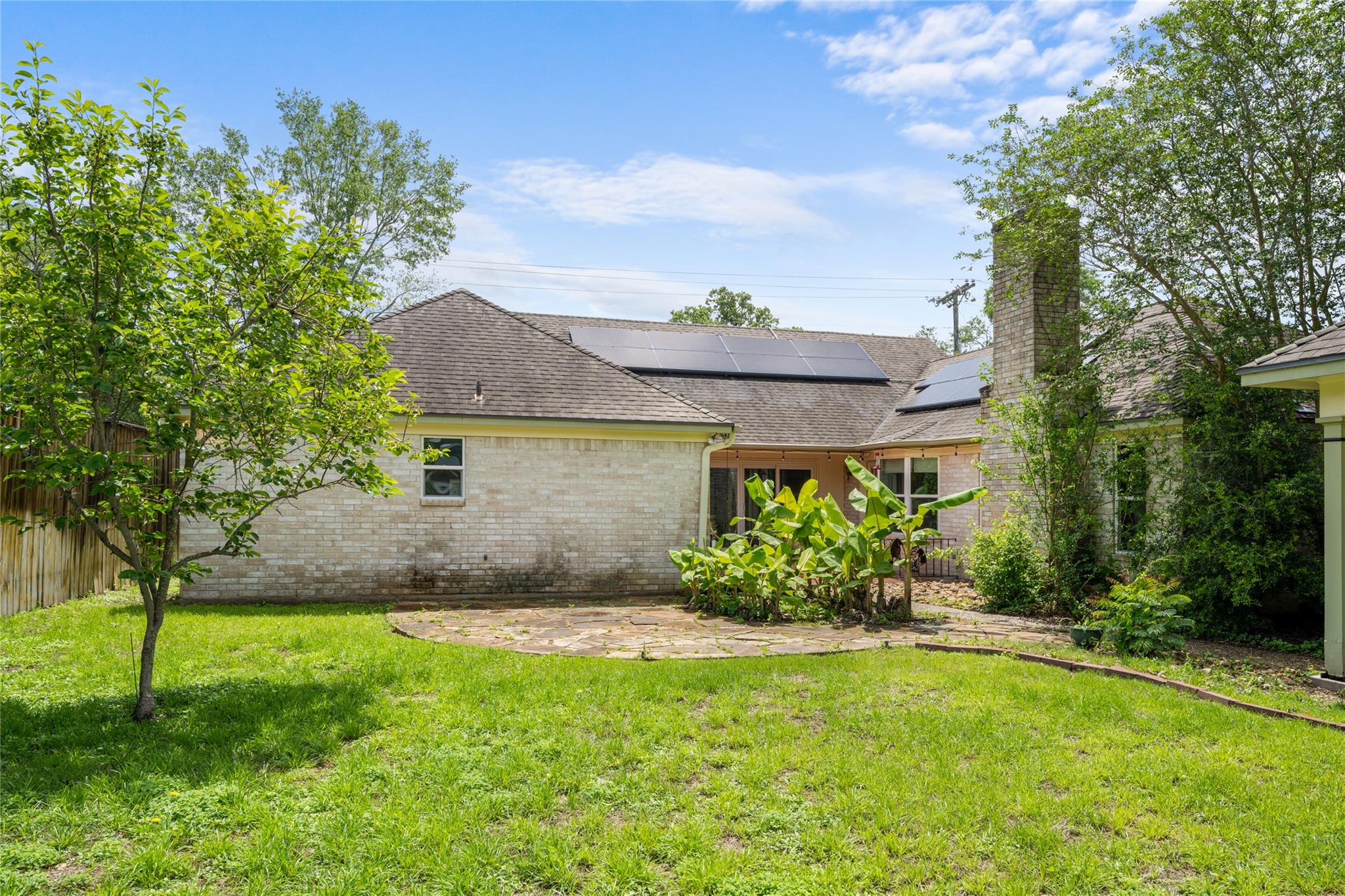 315 E Fannin St, La Grange, TX 78945