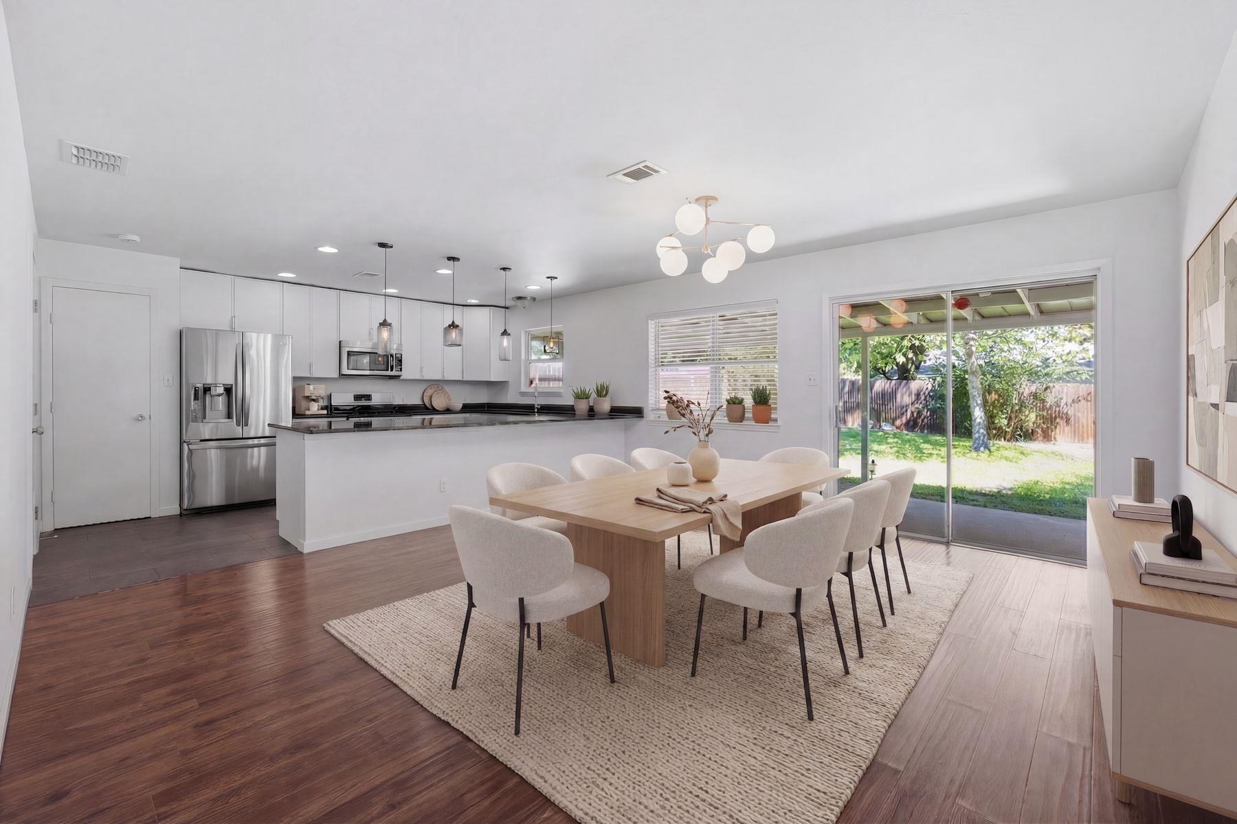 5114 Emerald Forest Dr, Austin, TX 78745