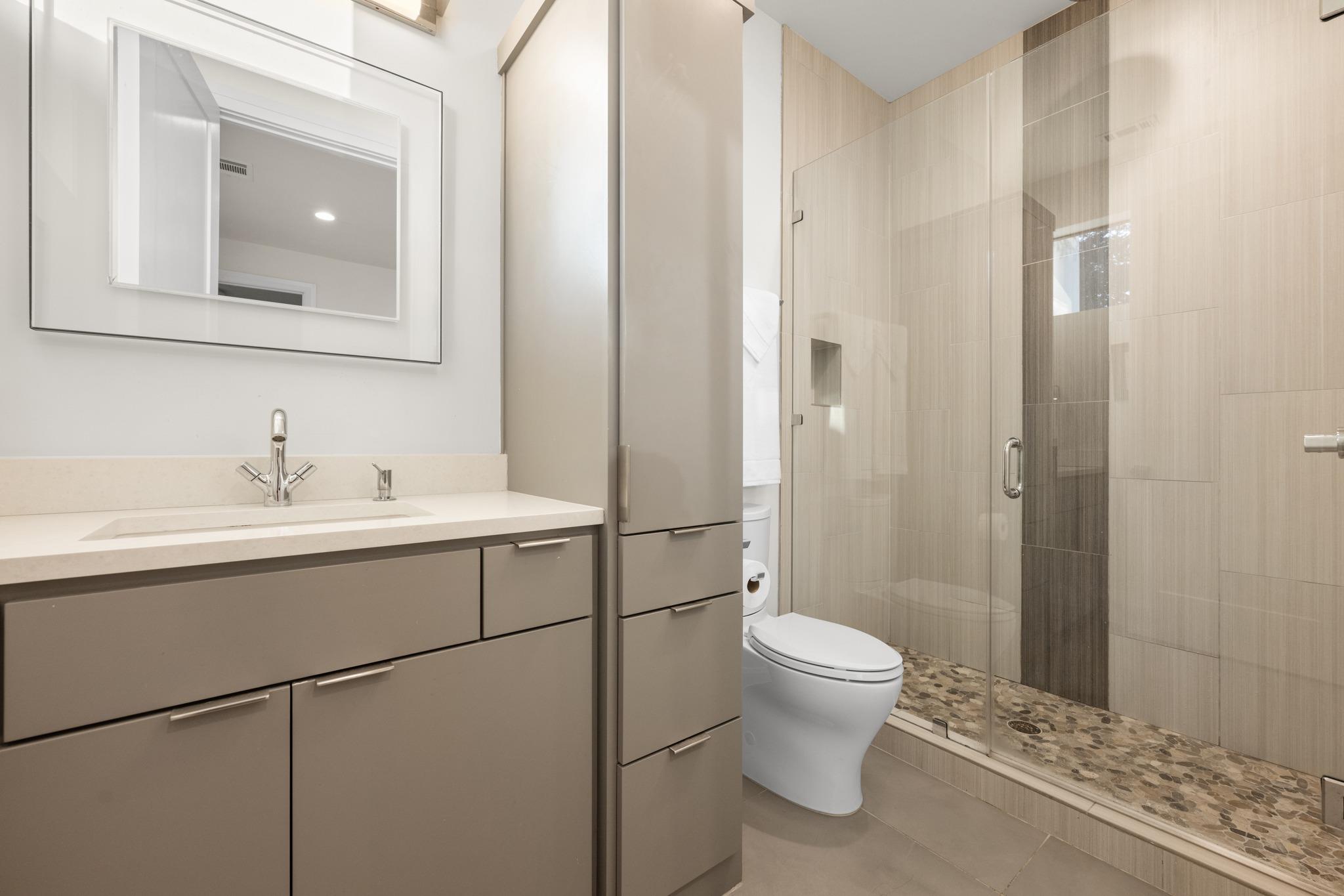 1201 Kenwood Ave, Austin, TX 78704