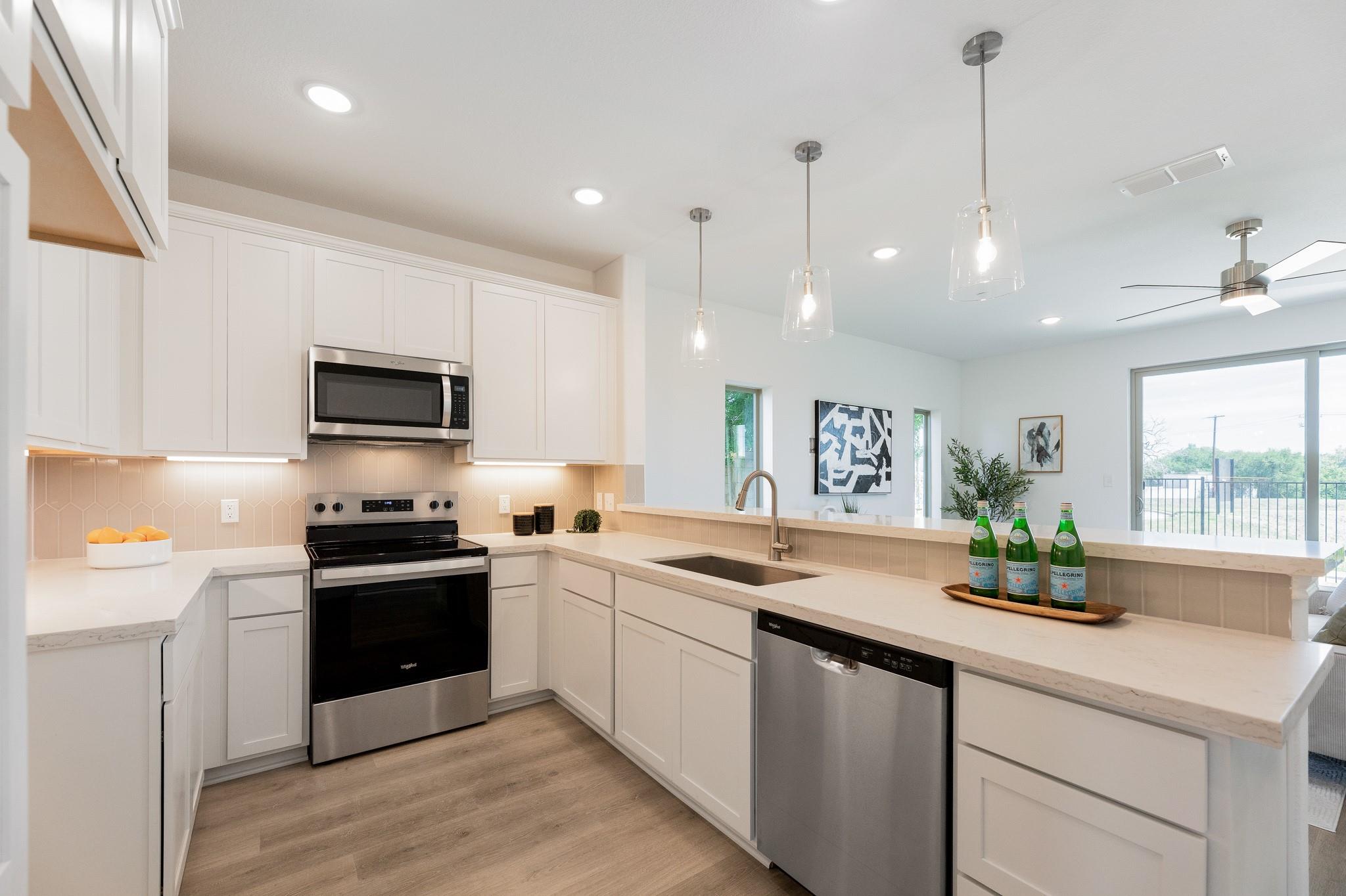 106 Tesla Cir, Round Rock, TX 78681