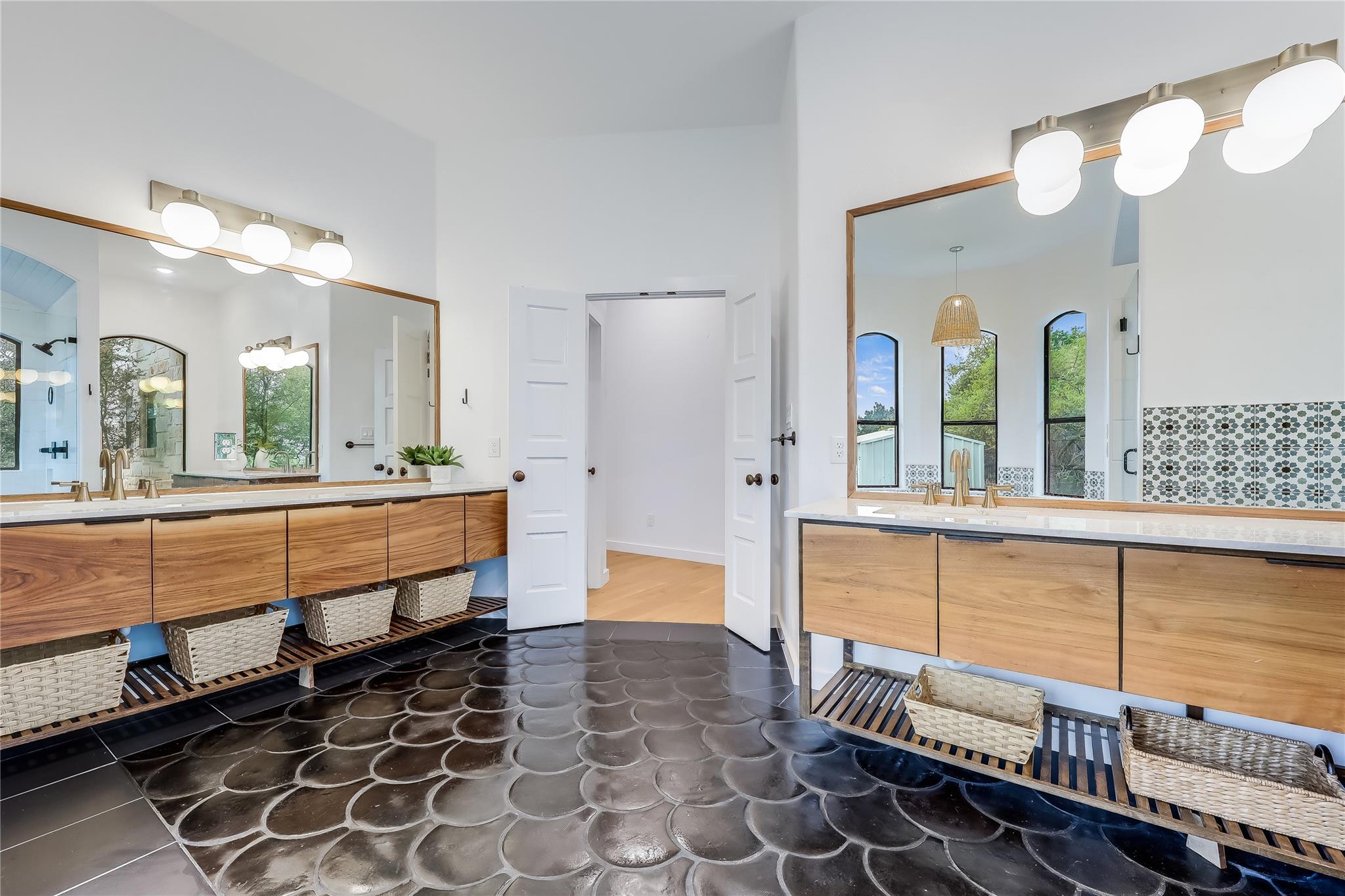 18725 Angel Mtn, Leander, TX 78641