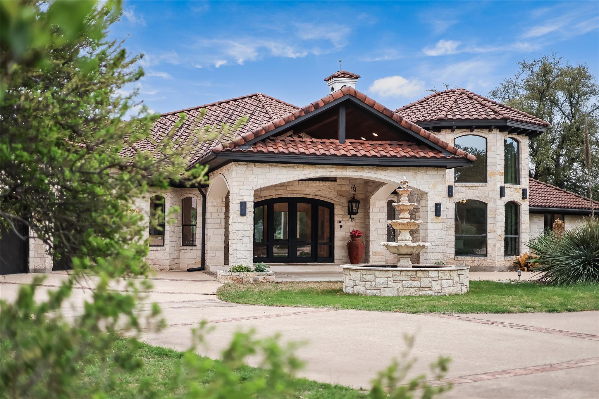 18725 Angel Mtn, Leander, TX 78641