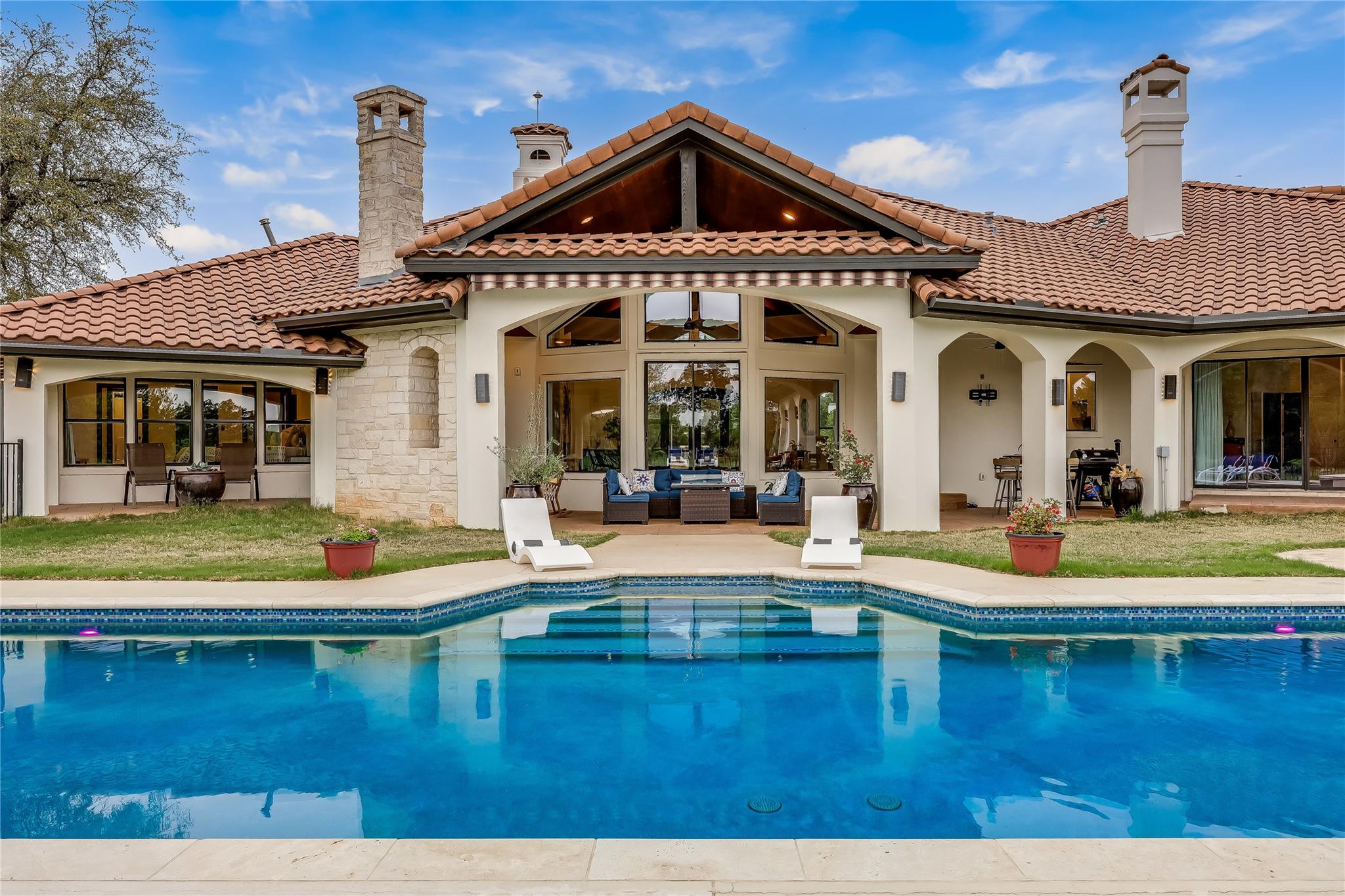 18725 Angel Mtn, Leander, TX 78641