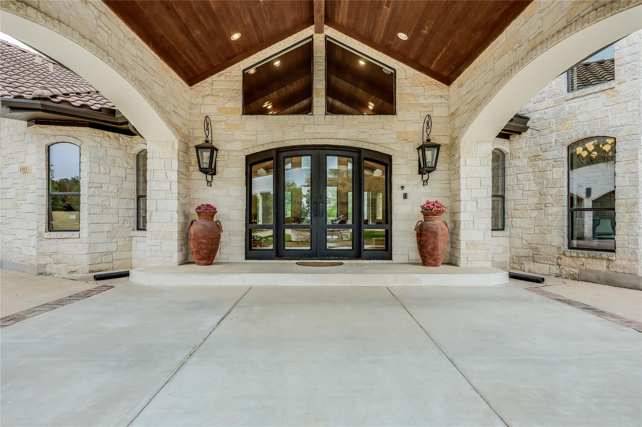 18725 Angel Mtn, Leander, TX 78641