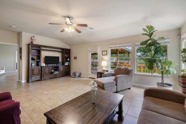 17700 Linkview Dr, Dripping Springs, TX 78620