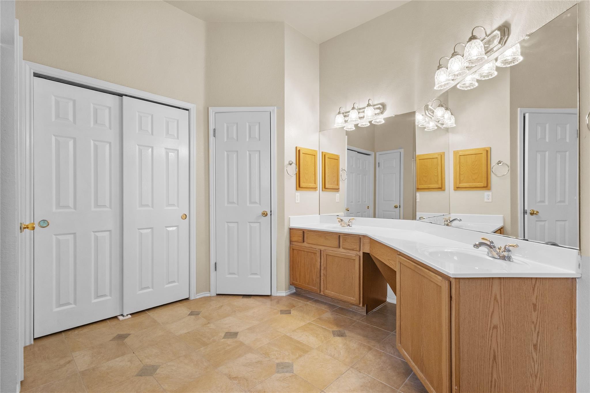 1616 Chasewood Dr, Austin, TX 78727