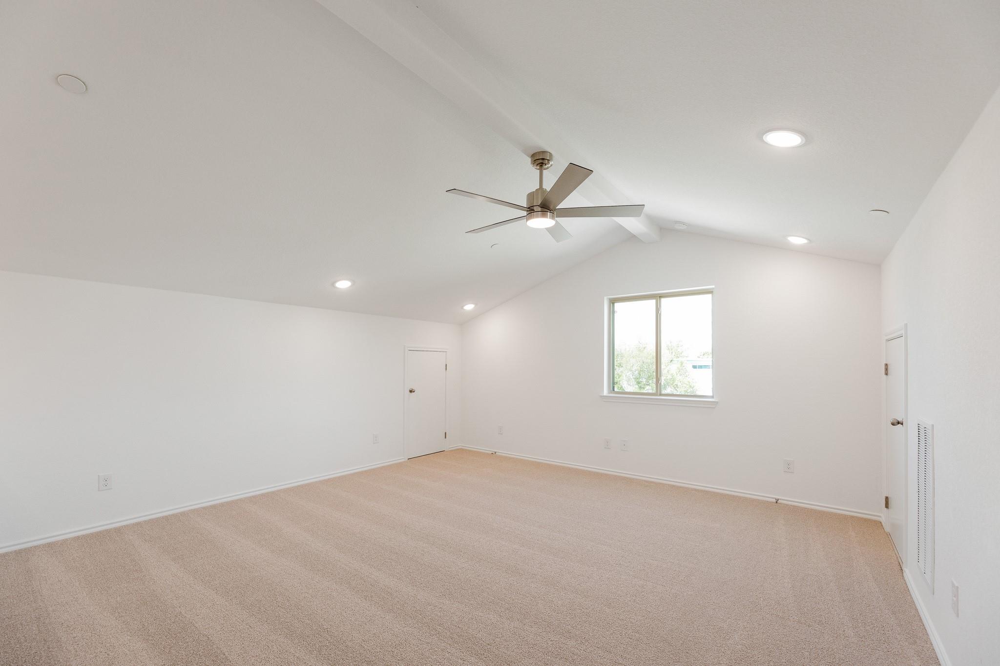 108 Tesla Cir, Round Rock, TX 78681