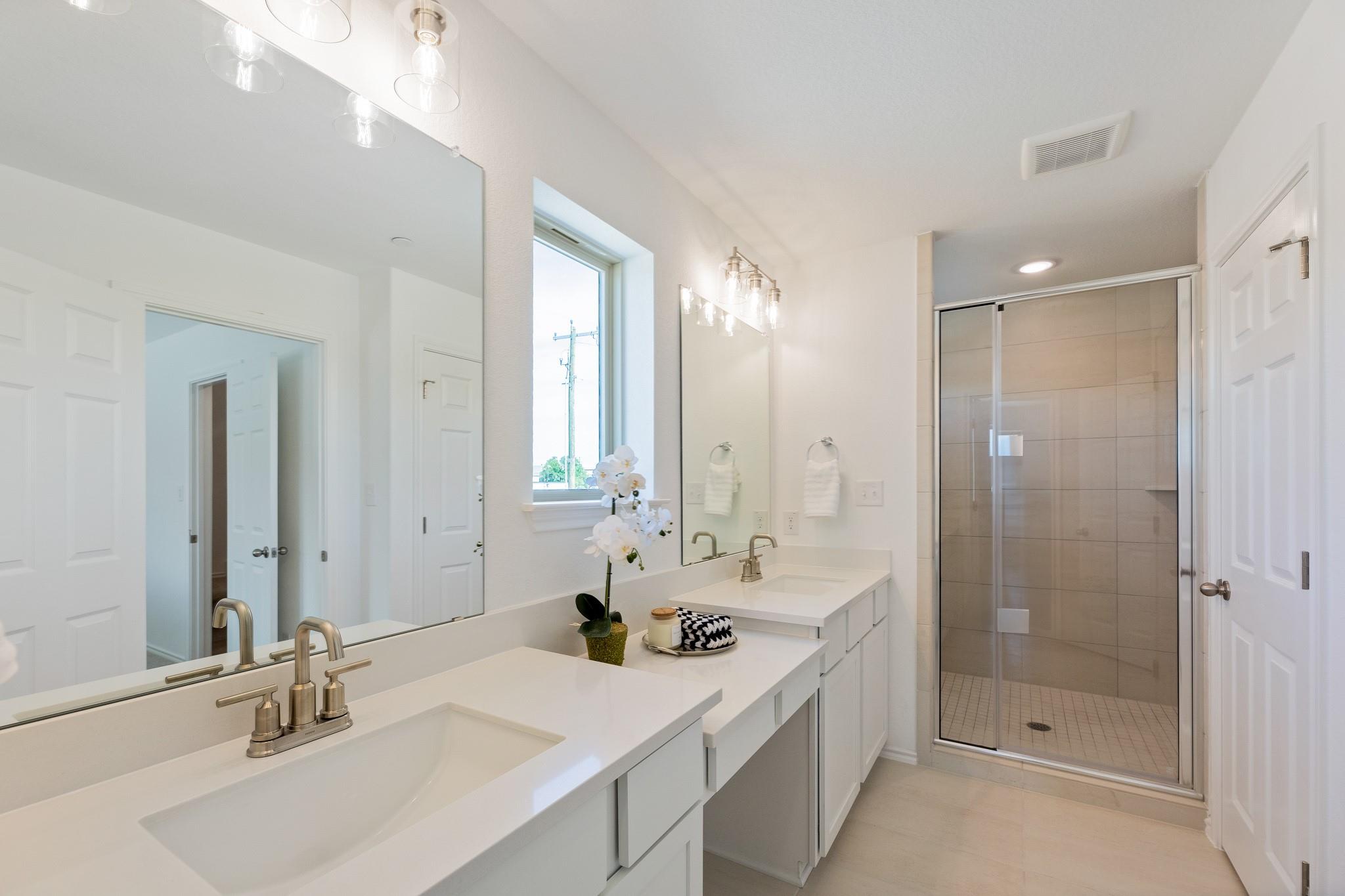 108 Tesla Cir, Round Rock, TX 78681