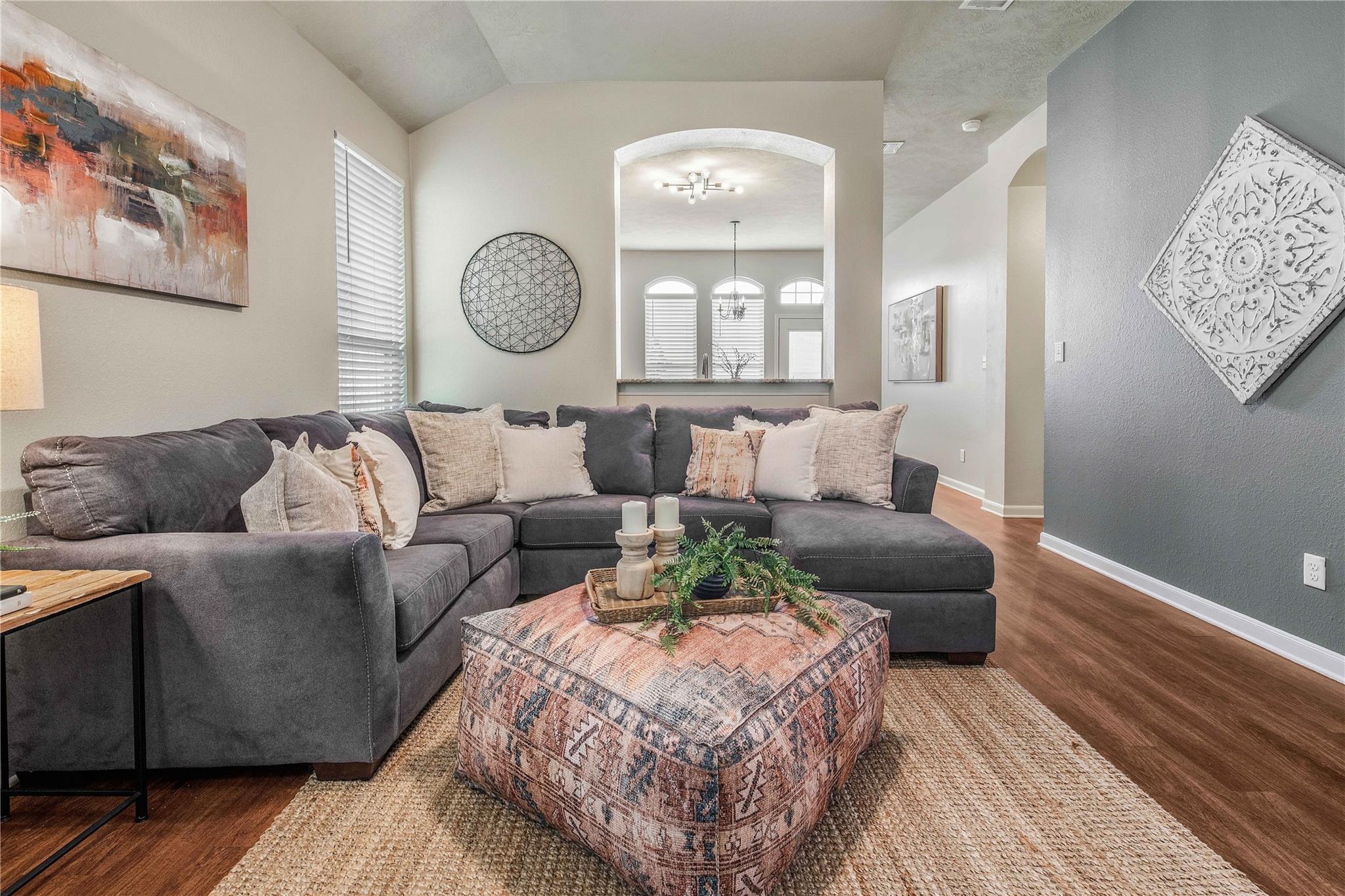 1058 Venice Dr, Bryan, TX 77808