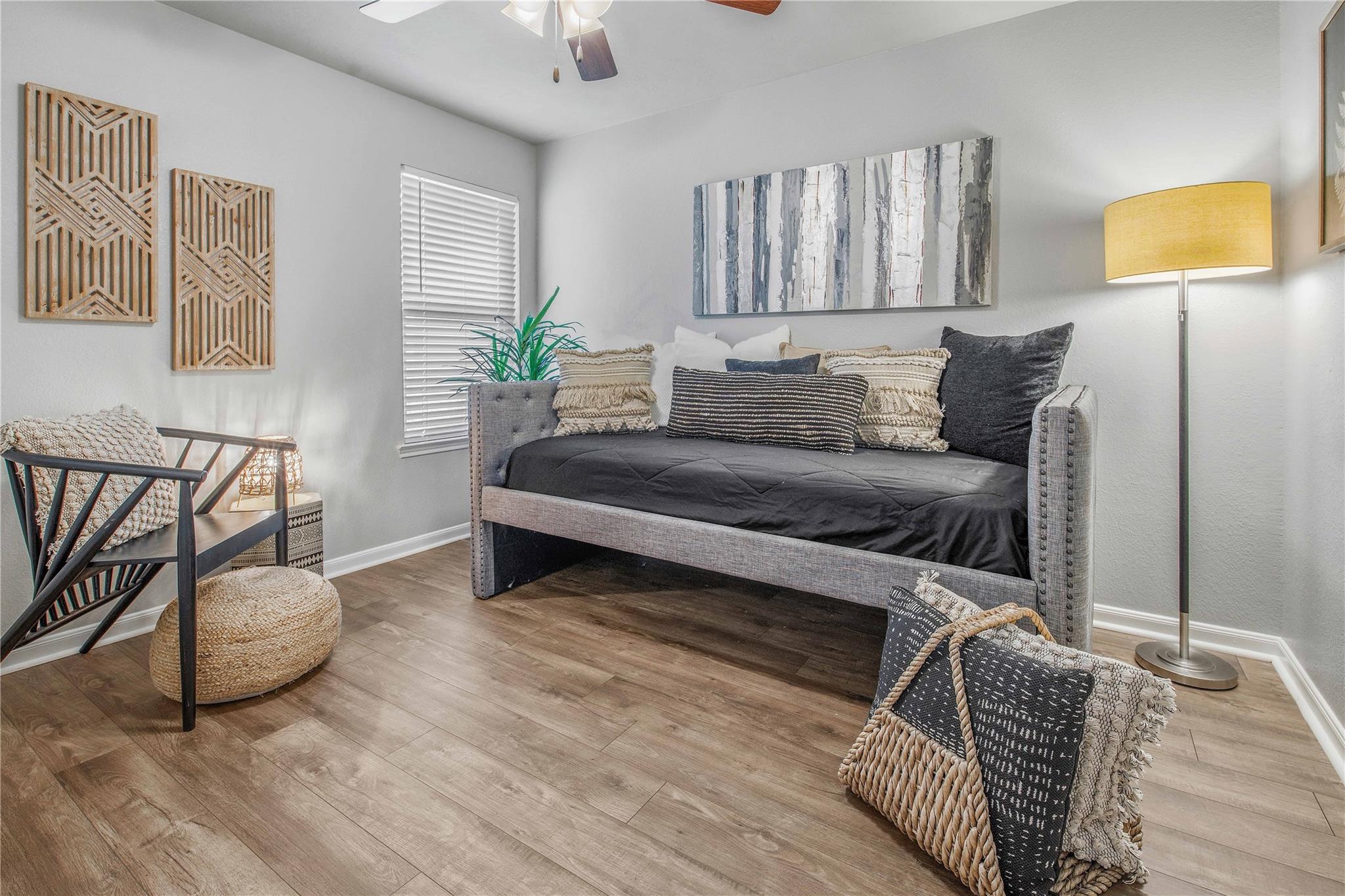 1058 Venice Dr, Bryan, TX 77808