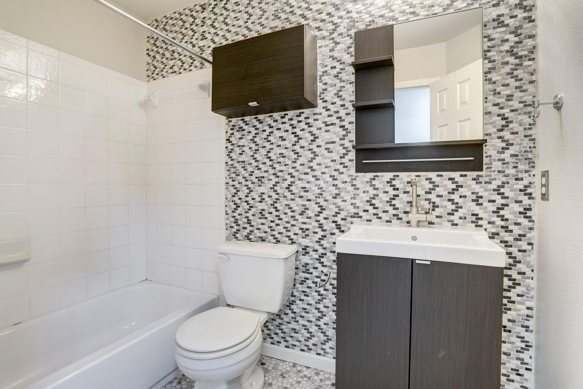 14608 Walt Whitman Trl # B, Pflugerville, TX 78660