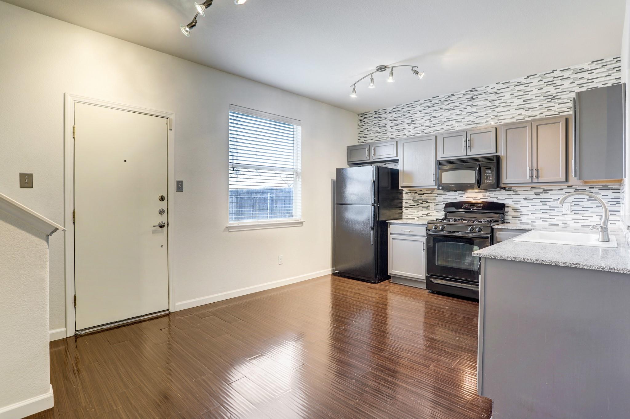 14608 Walt Whitman Trl # B, Pflugerville, TX 78660