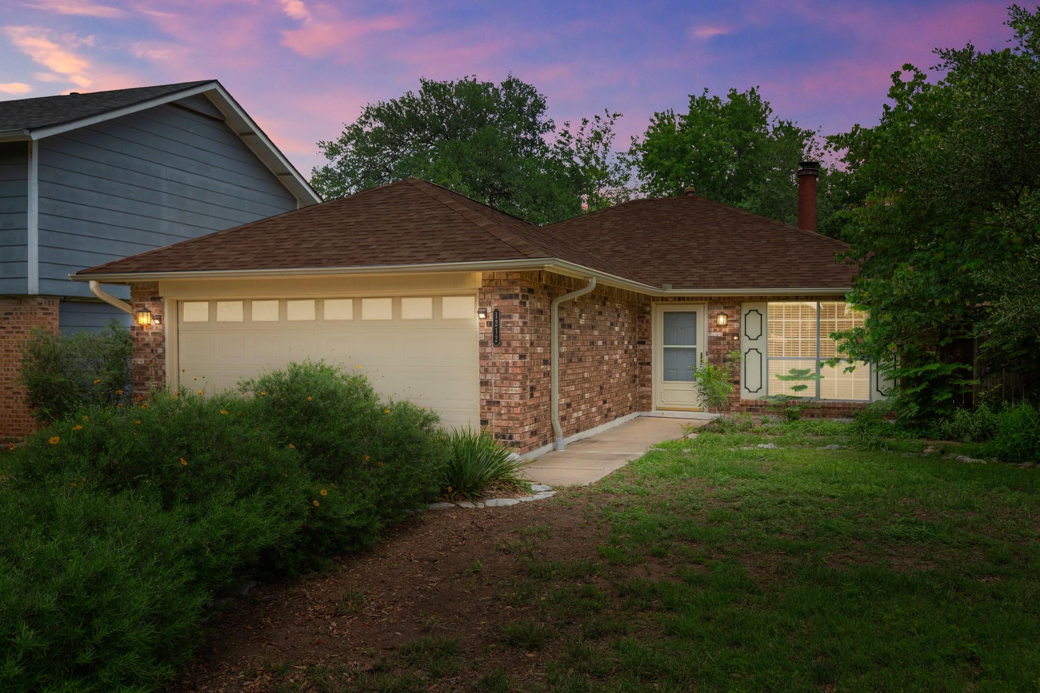 1212 Dunstan Dr, Austin, TX 78745