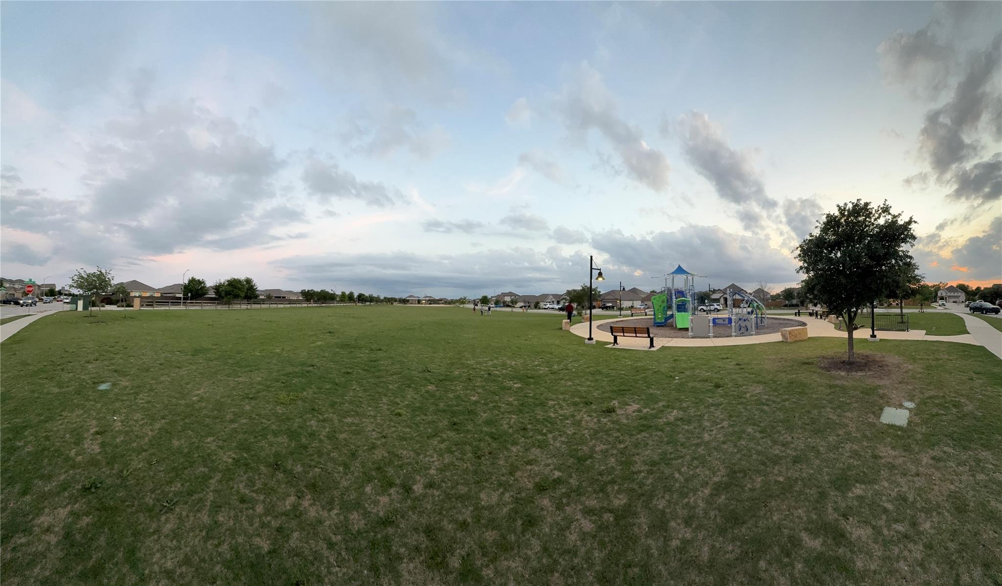 104 Osier Pass, Hutto, TX 78634