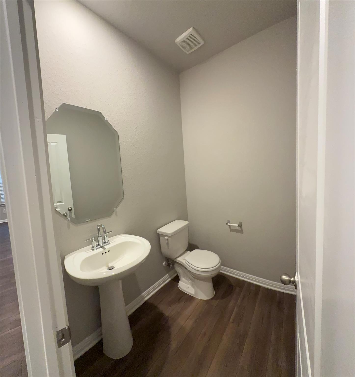 104 Osier Pass, Hutto, TX 78634