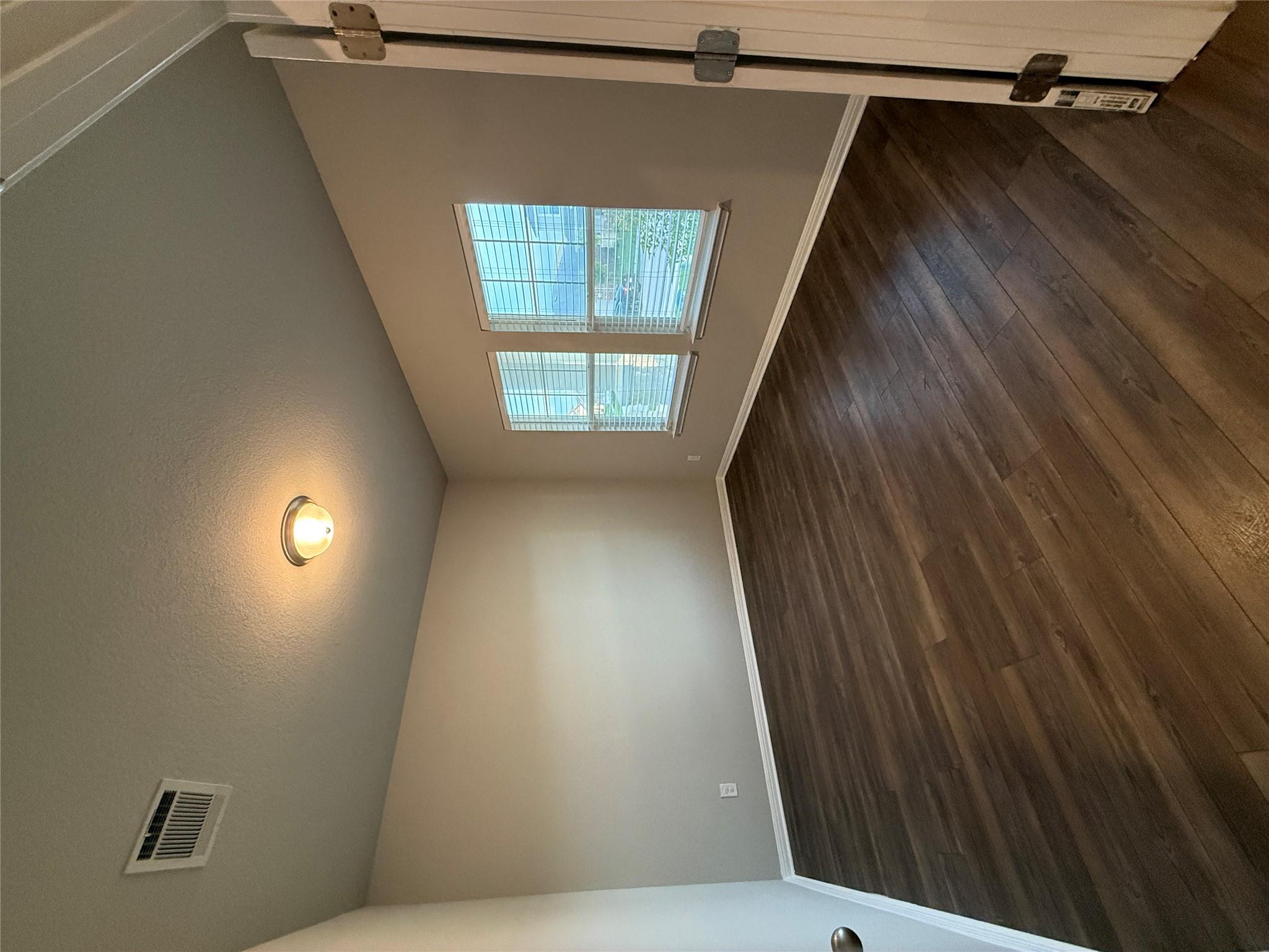 104 Osier Pass, Hutto, TX 78634