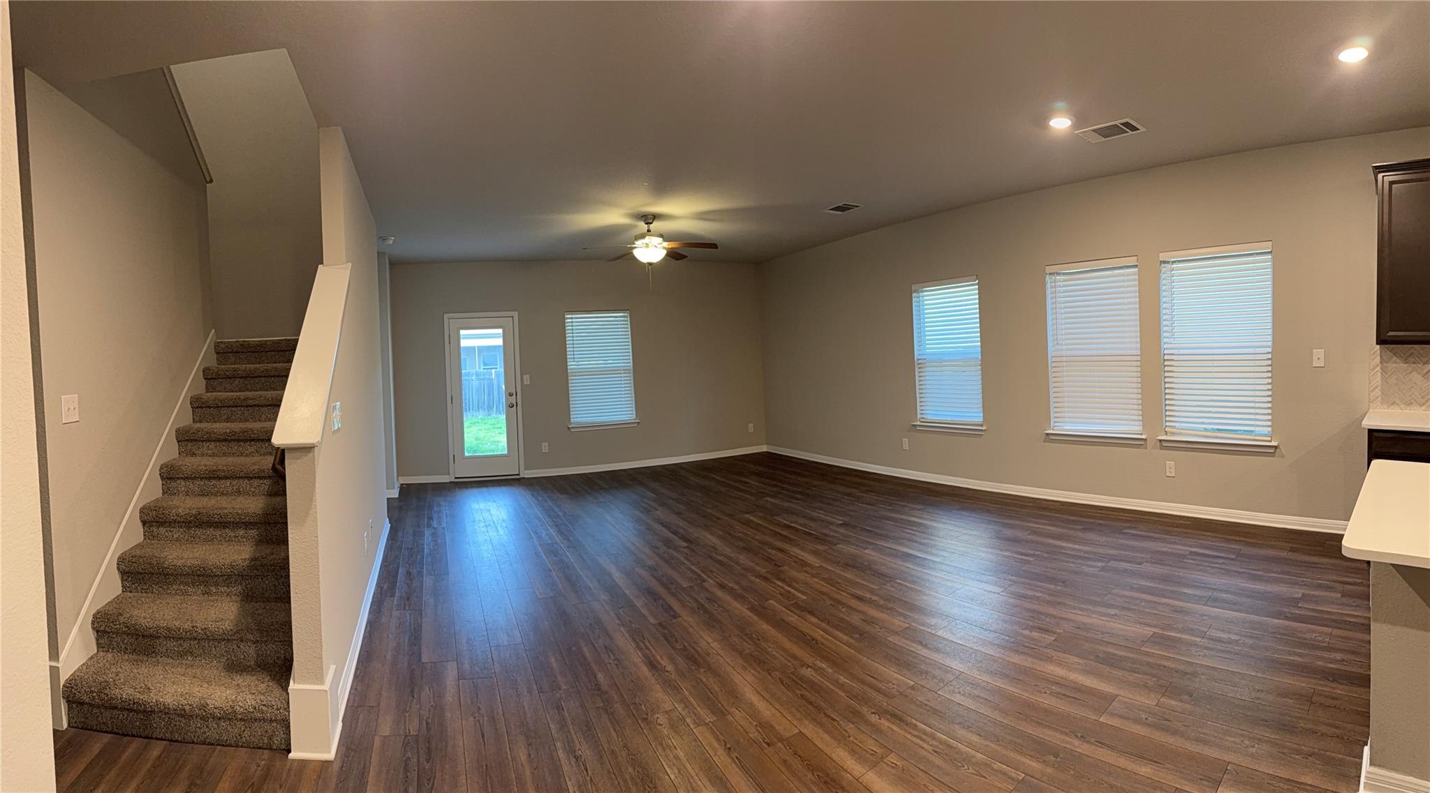 104 Osier Pass, Hutto, TX 78634