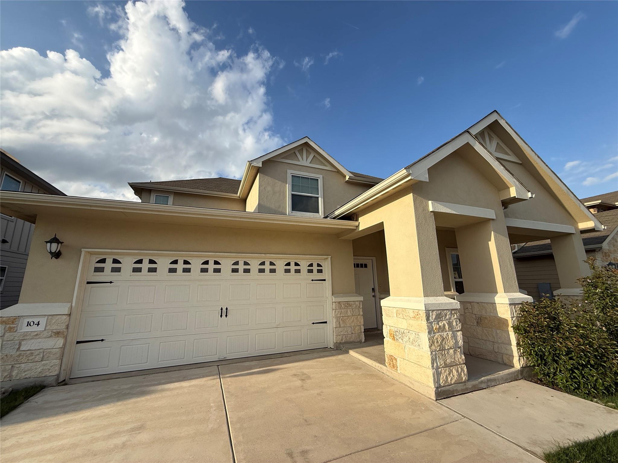 104 Osier Pass, Hutto, TX 78634