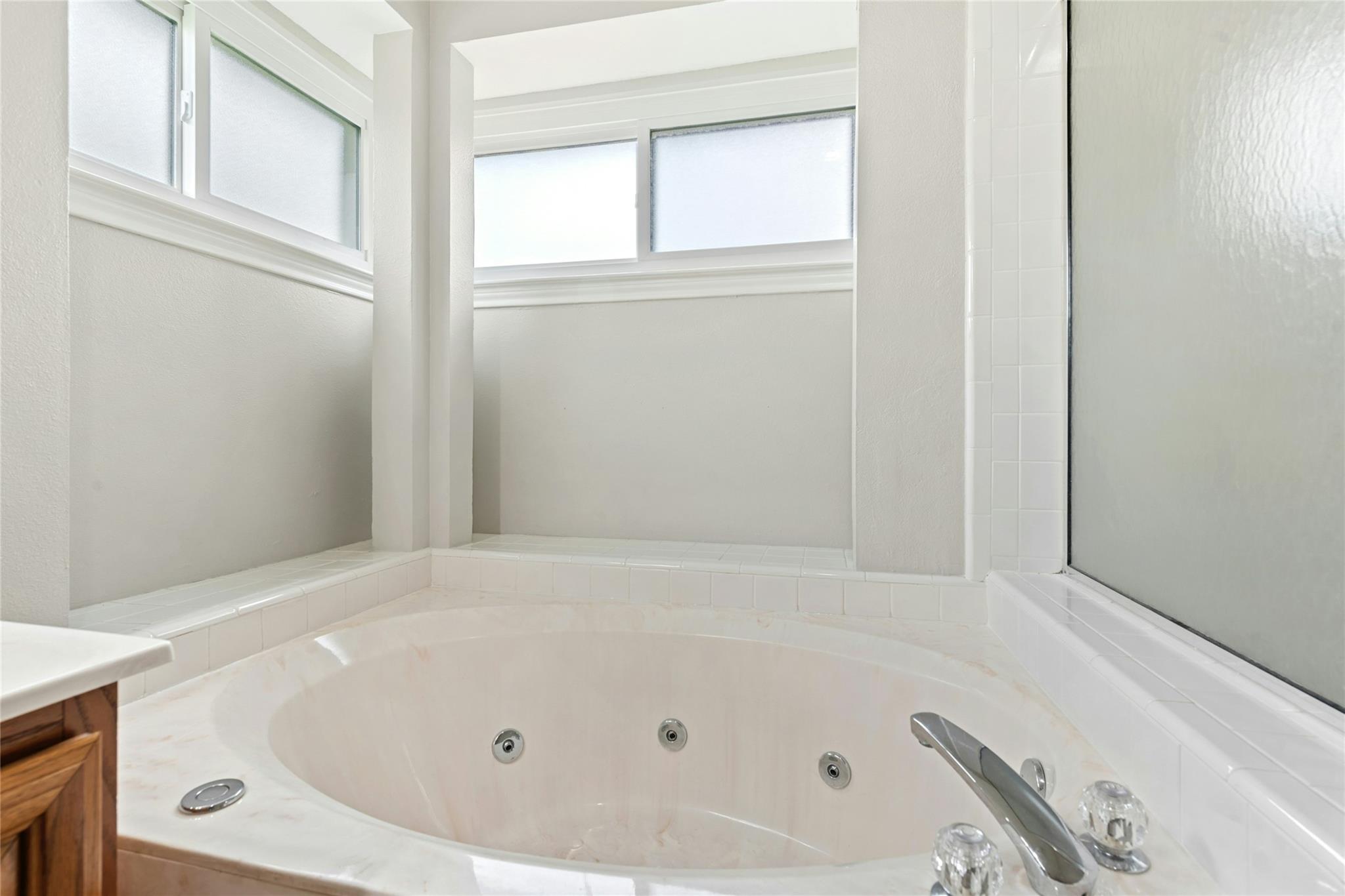 1202 Mattapan Dr, Pflugerville, TX 78660