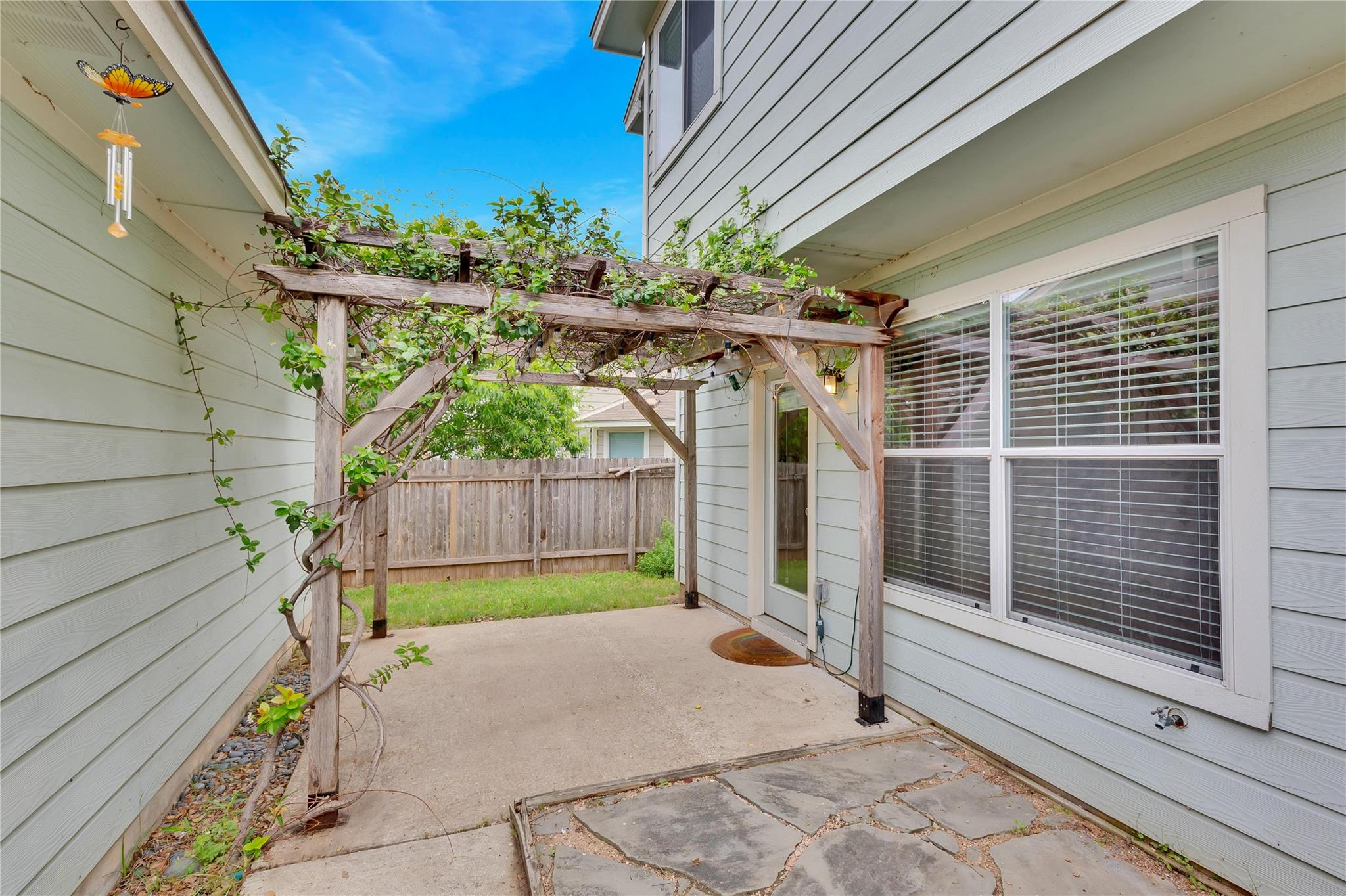 2212 Melissa Oaks Ln, Austin, TX 78744