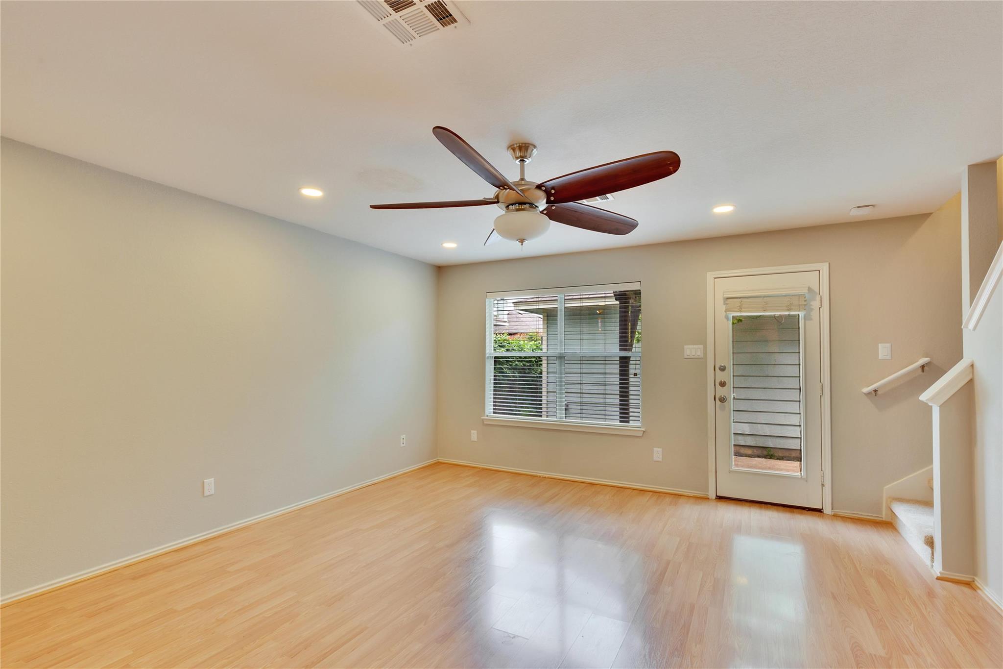 2212 Melissa Oaks Ln, Austin, TX 78744