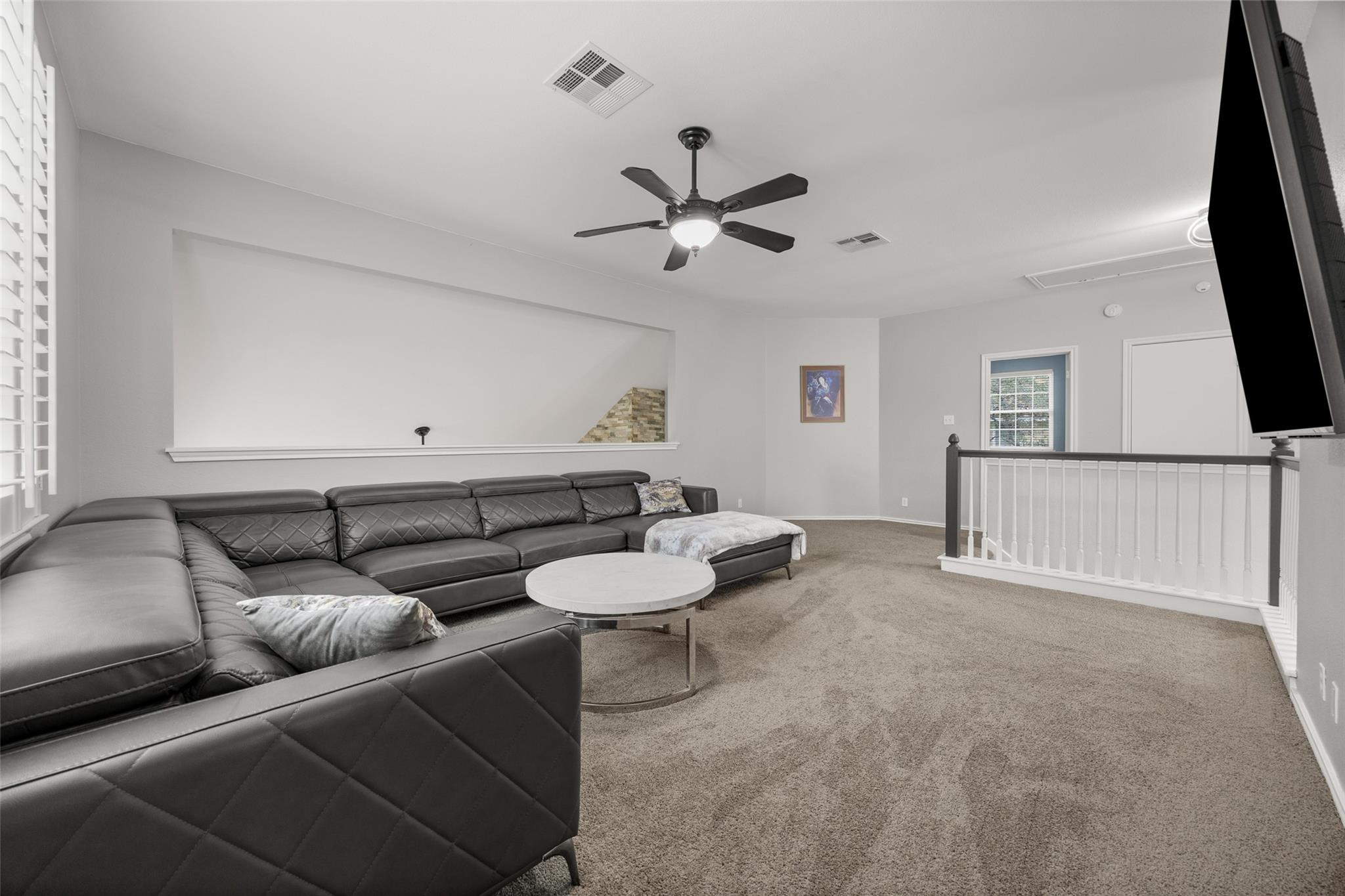 8610 Axis Dr, Austin, TX 78749