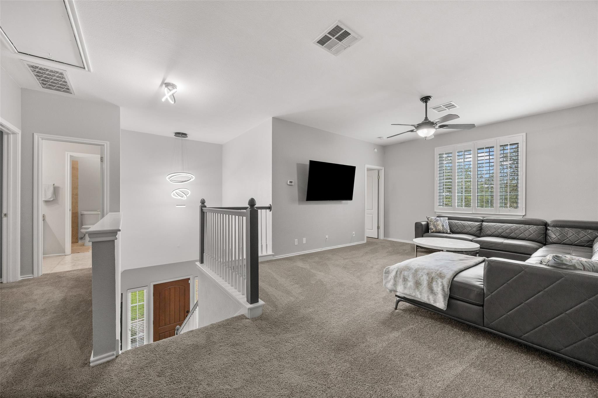8610 Axis Dr, Austin, TX 78749