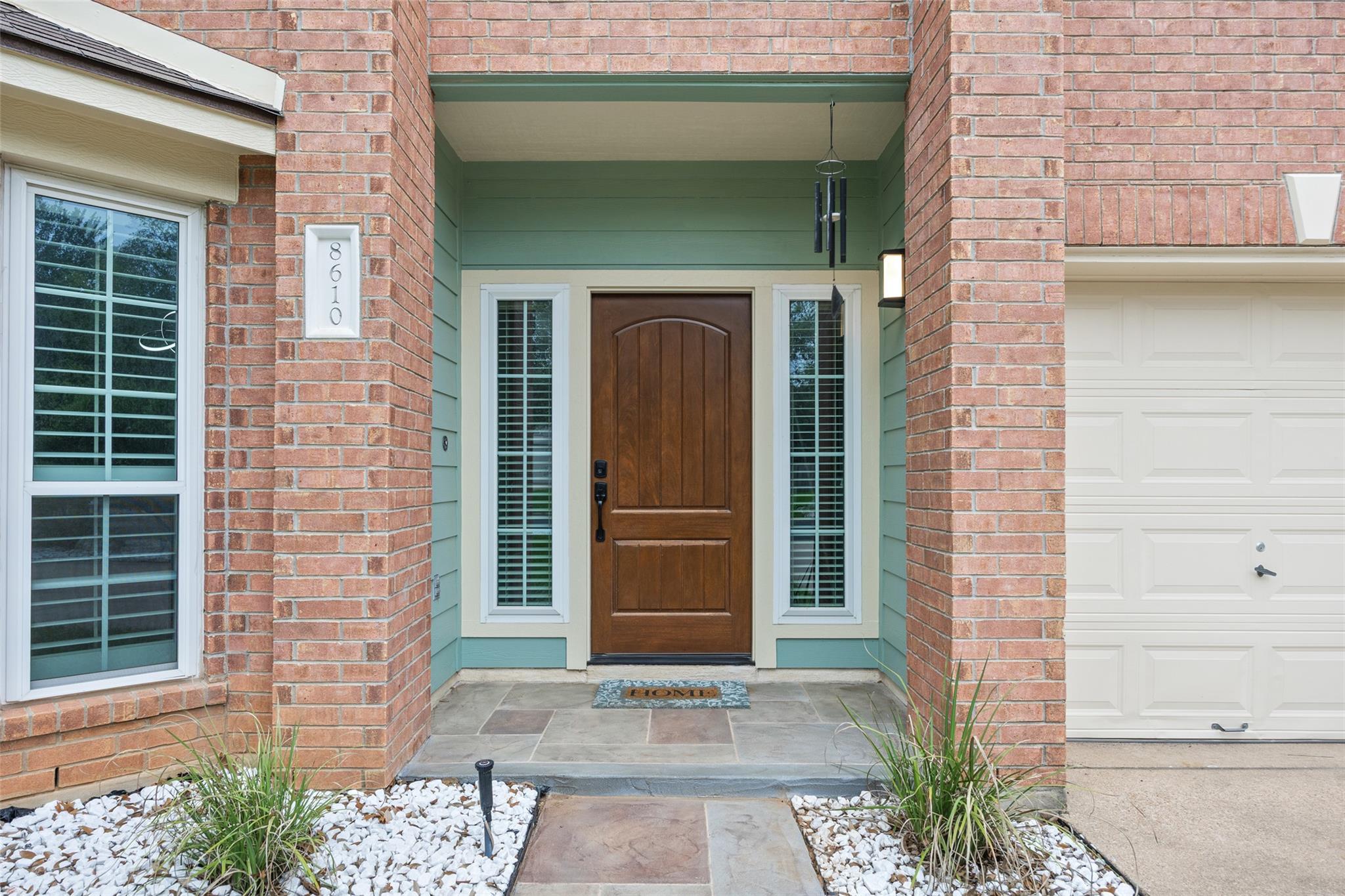 8610 Axis Dr, Austin, TX 78749