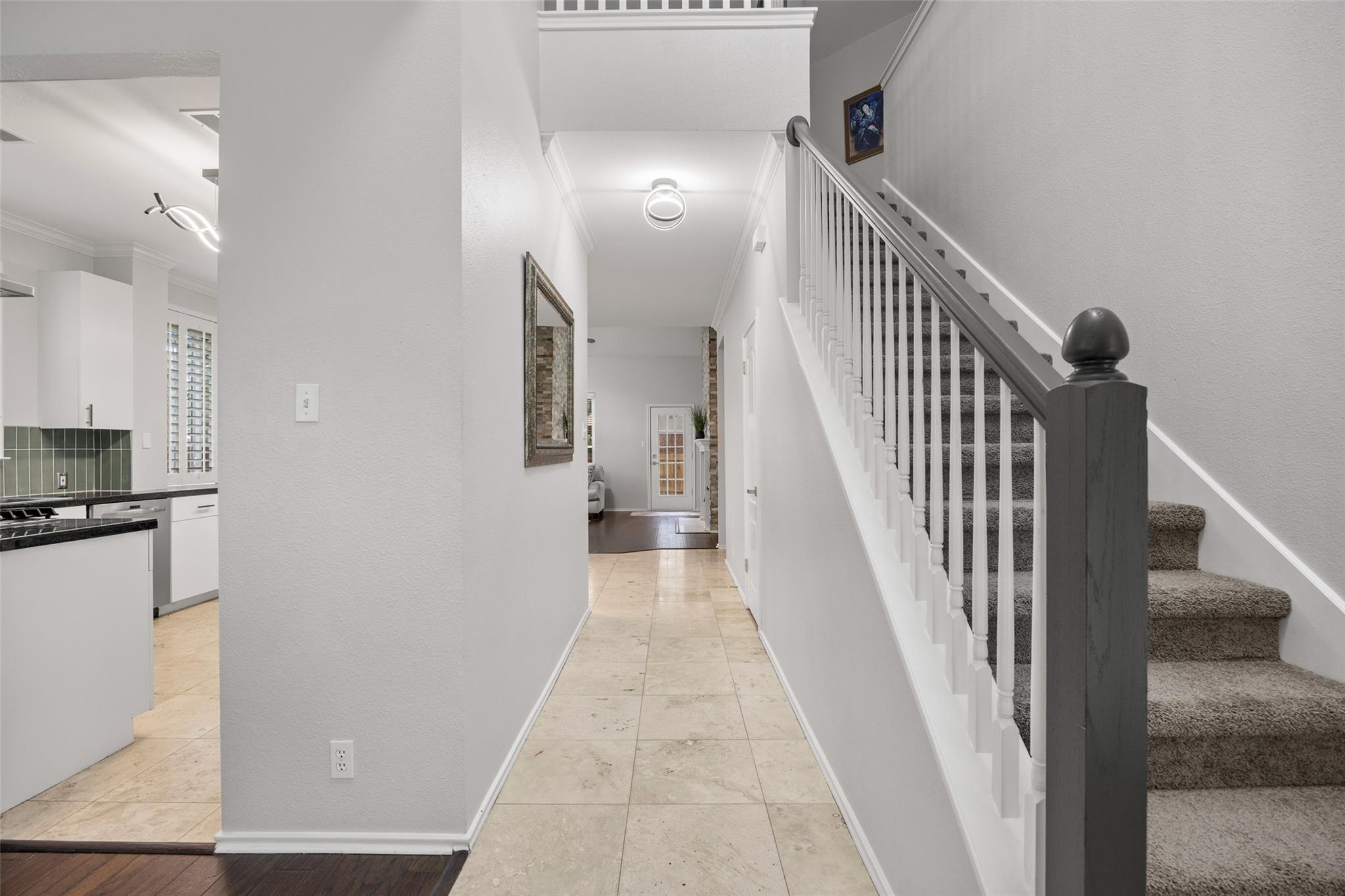 8610 Axis Dr, Austin, TX 78749