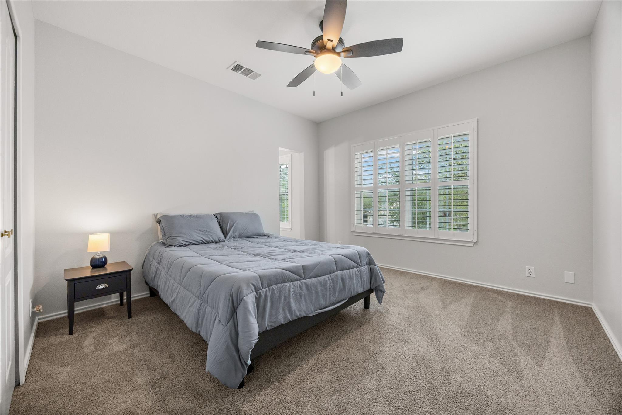 8610 Axis Dr, Austin, TX 78749