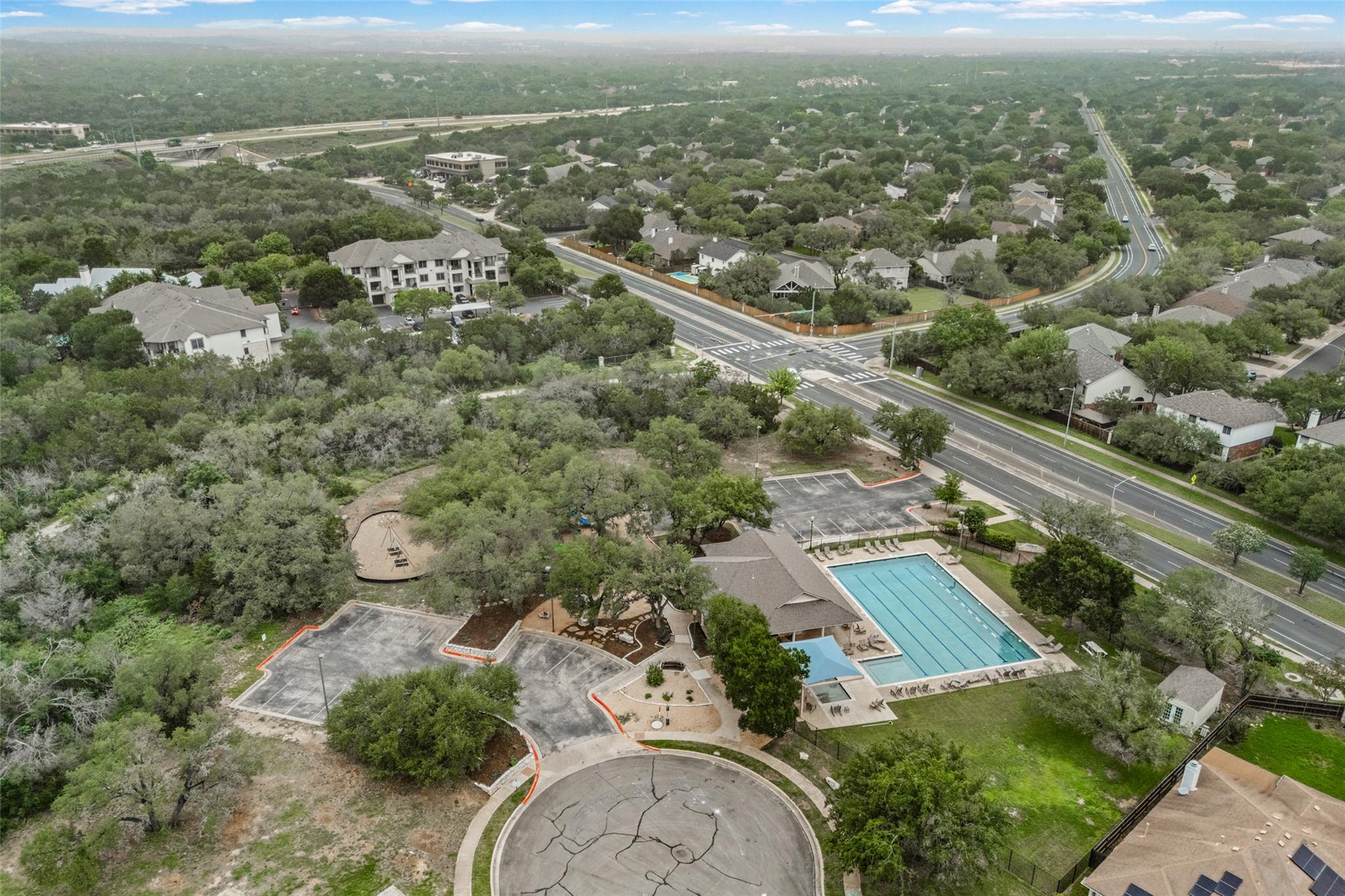 8610 Axis Dr, Austin, TX 78749