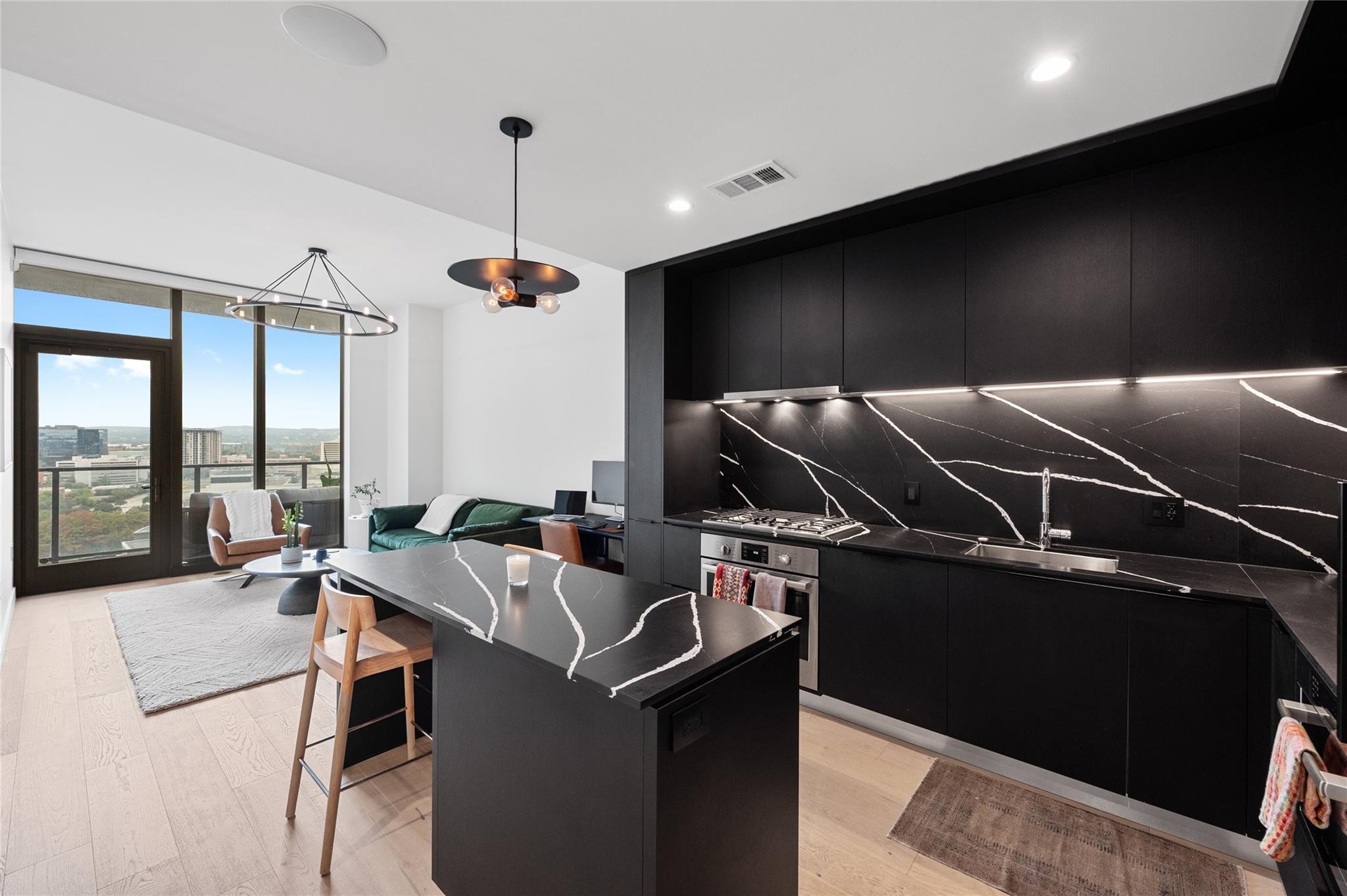 44 East Ave # 1504, Austin, TX 78701