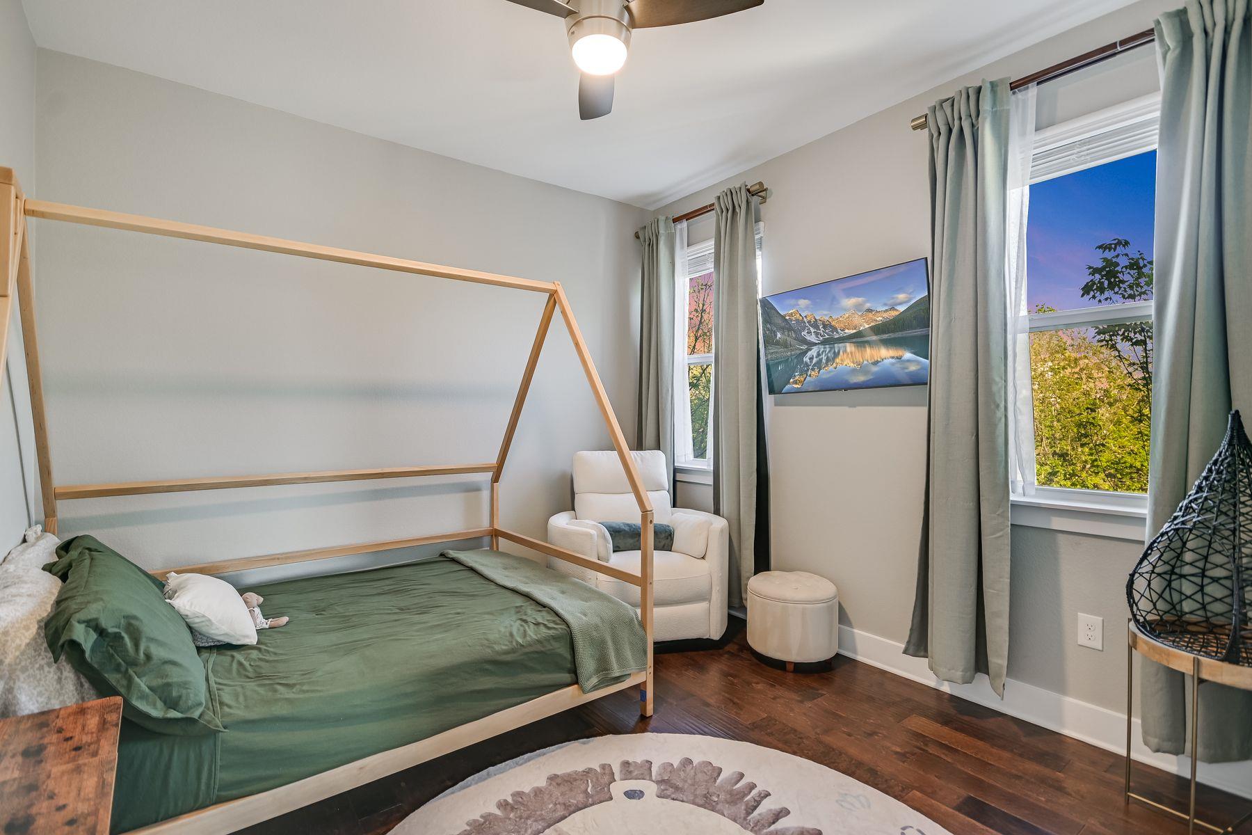 6310 Porter St # B, Austin, TX 78741