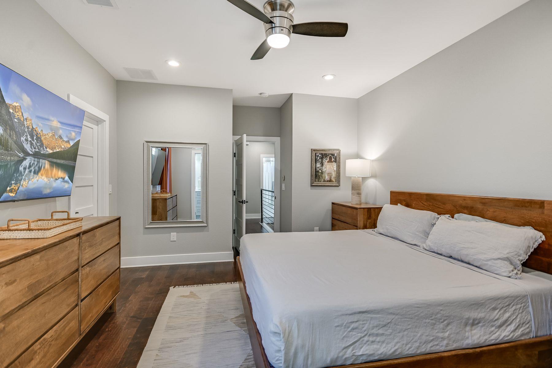 6310 Porter St # B, Austin, TX 78741