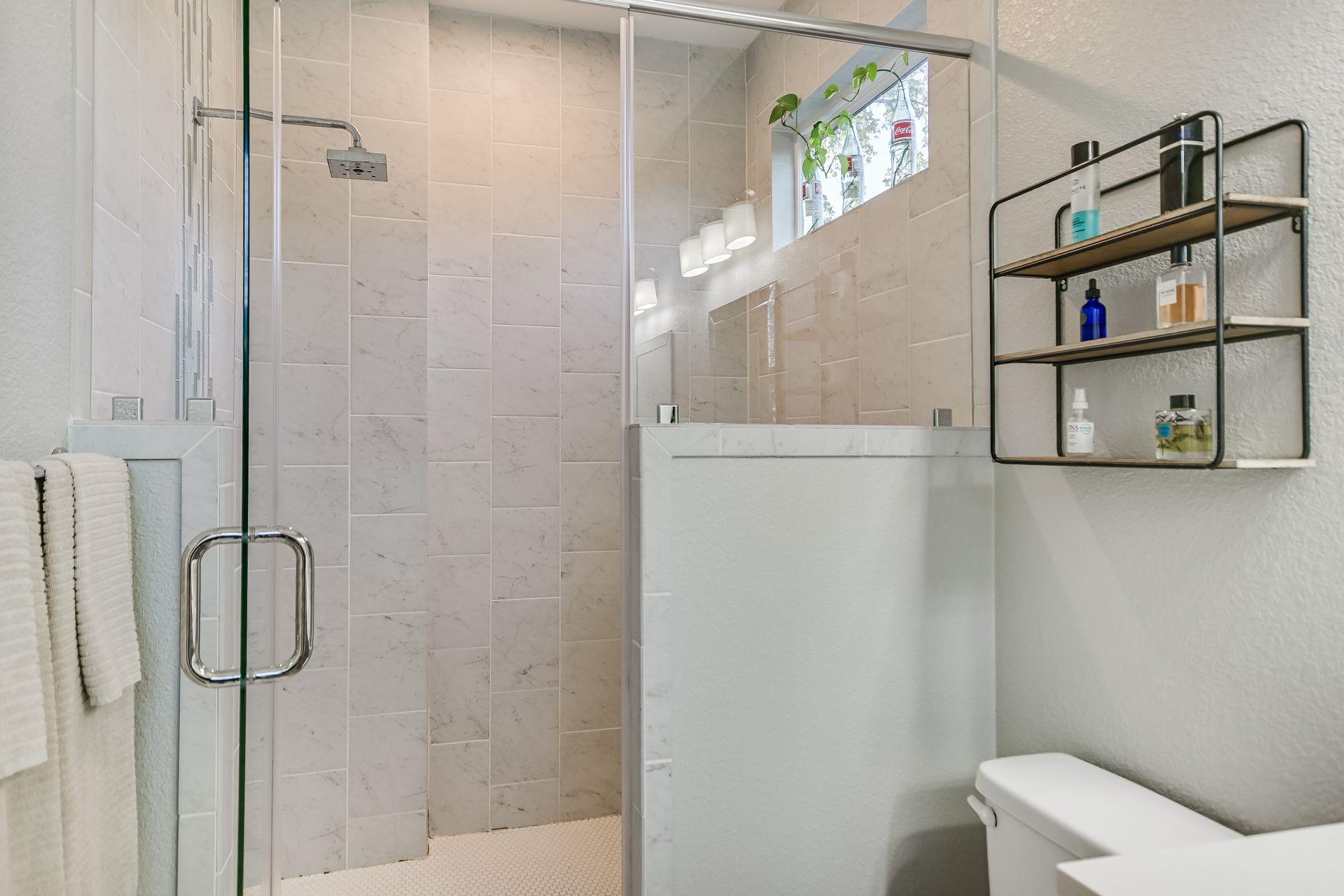 6310 Porter St # B, Austin, TX 78741