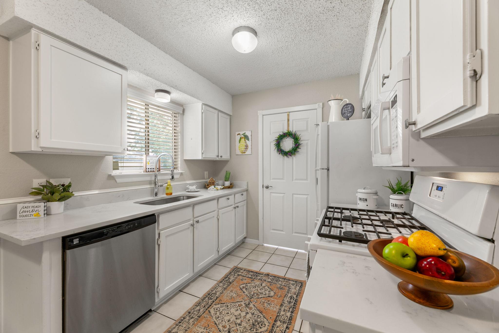 2311 Burleson Rd, Austin, TX 78741