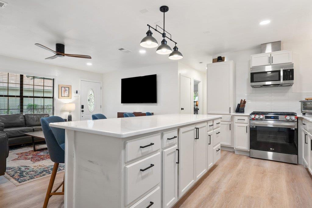 1300 Haskell St, Austin, TX 78702