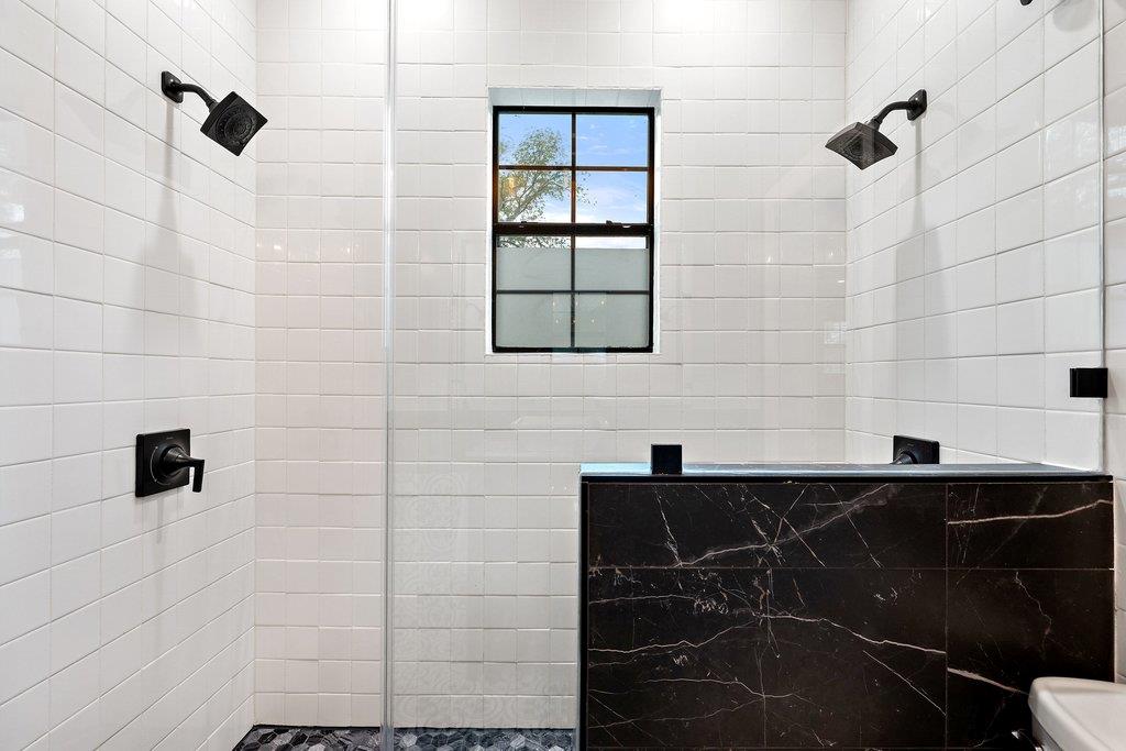 1300 Haskell St, Austin, TX 78702