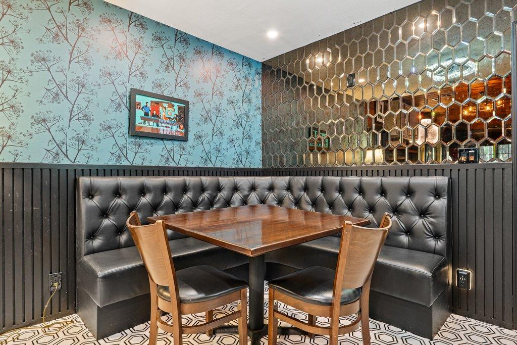 1300 Haskell St, Austin, TX 78702