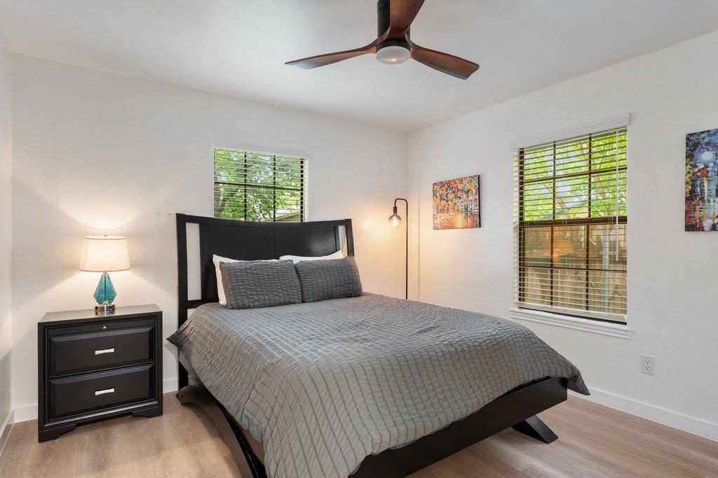 1300 Haskell St, Austin, TX 78702