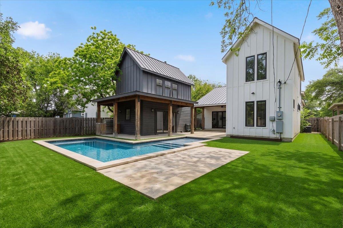 7512 Hardy Dr, Austin, TX 78757