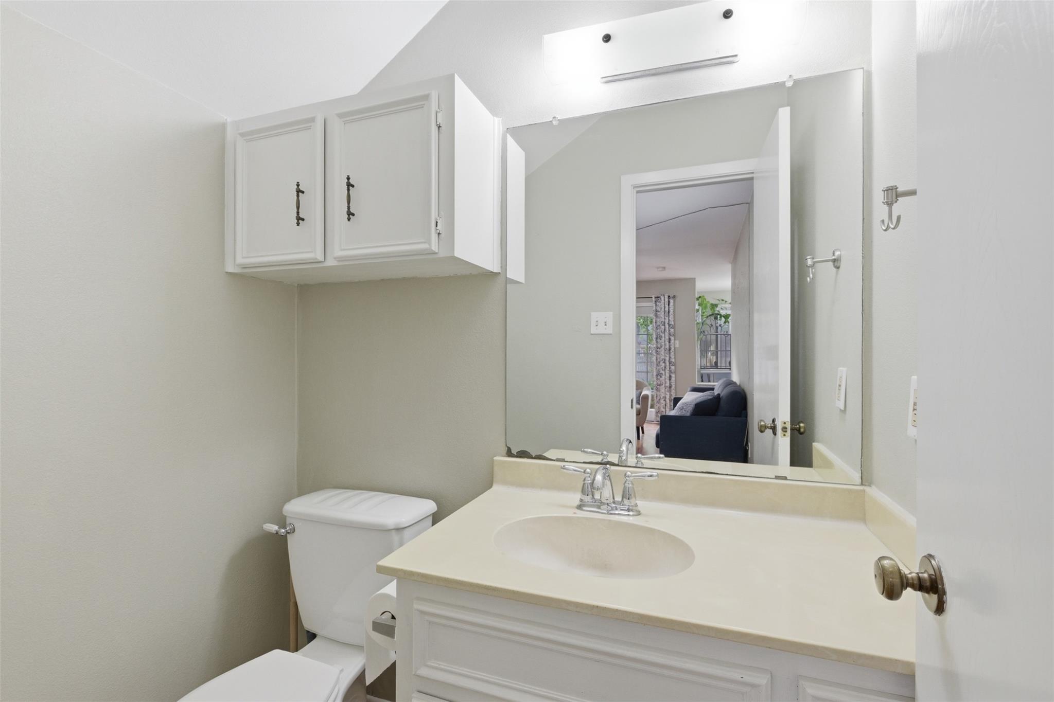 105 Norwood Dr # B, Georgetown, TX 78628