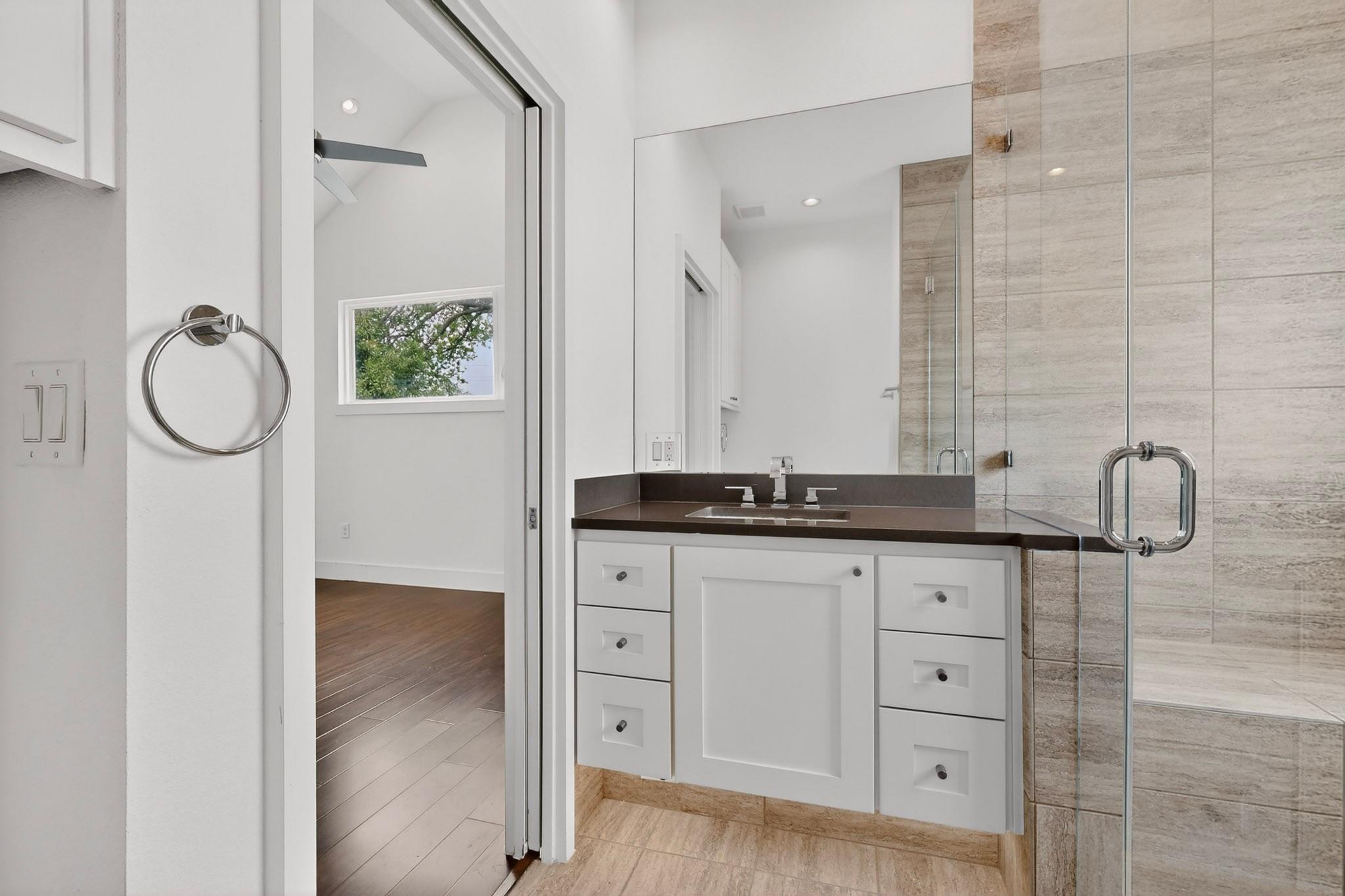 400 W 51 St # A, Austin, TX 78751