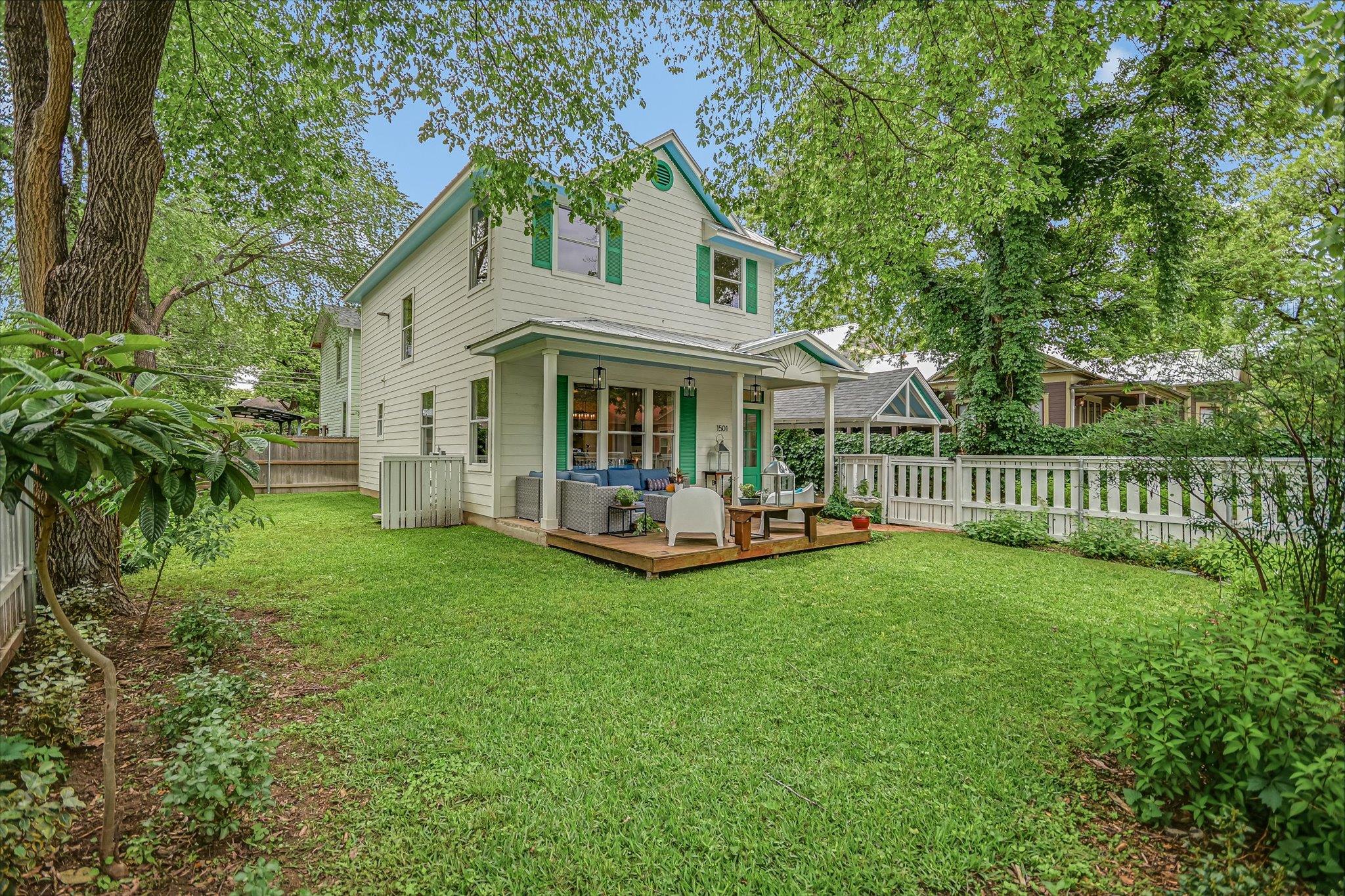 1501 Willow St # 1, Austin, TX 78702