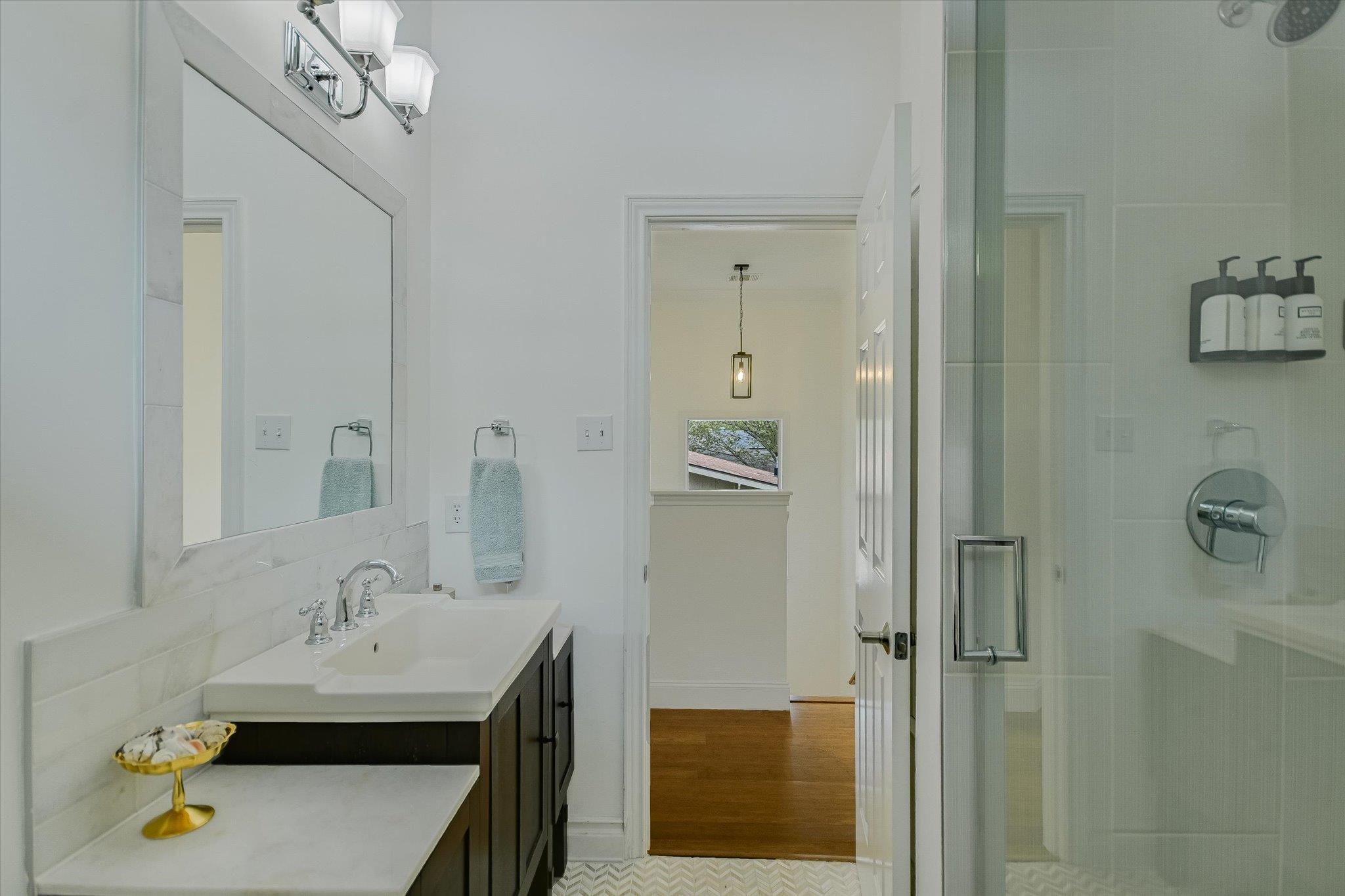 1501 Willow St # 1, Austin, TX 78702