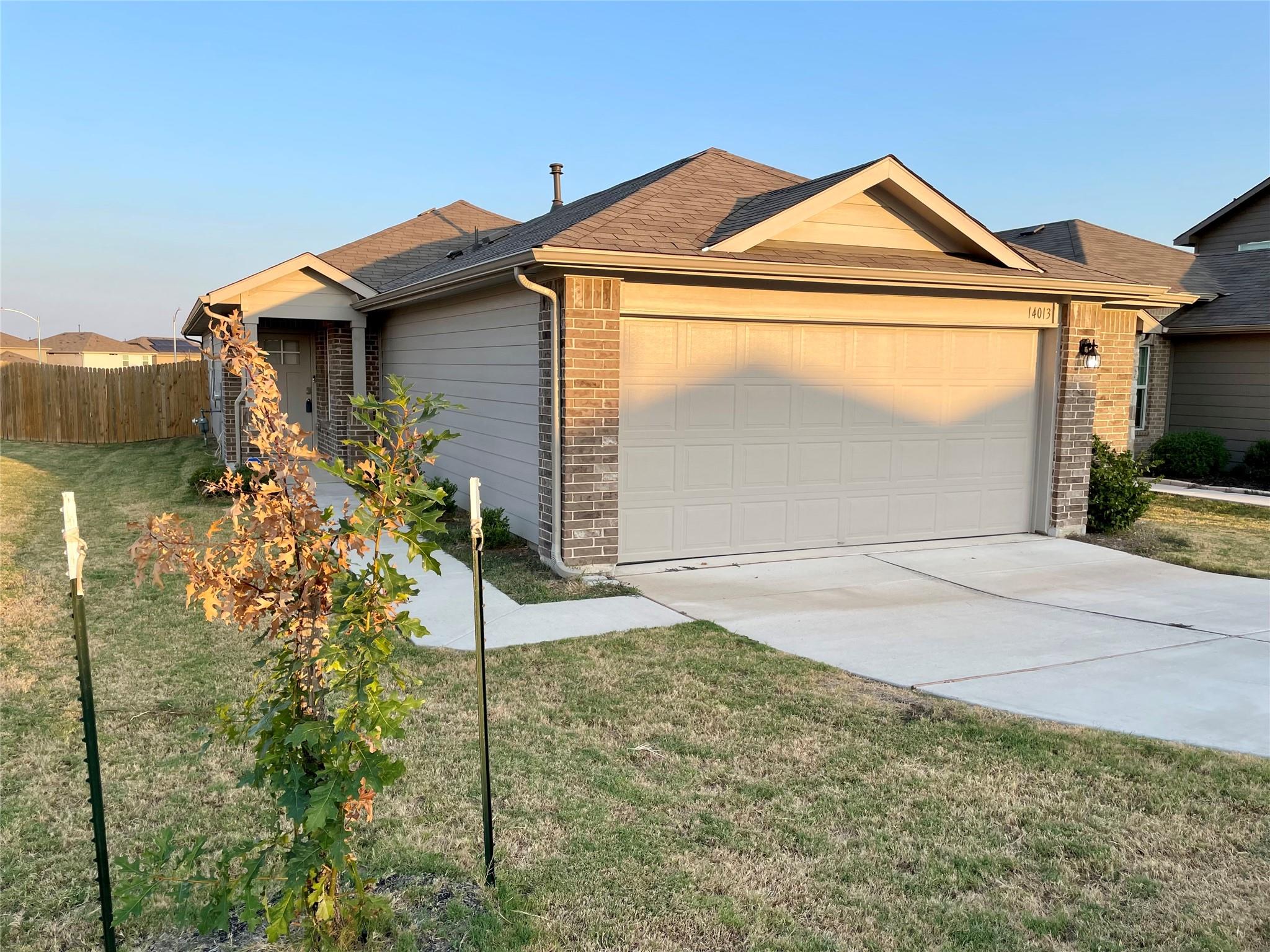 14013 Heywood Dr, Pflugerville, TX 78660