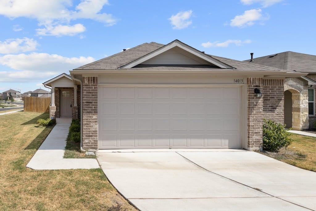 14013 Heywood Dr, Pflugerville, TX 78660