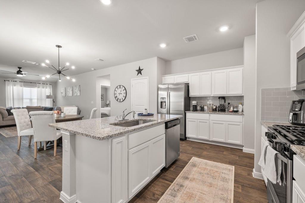 14013 Heywood Dr, Pflugerville, TX 78660