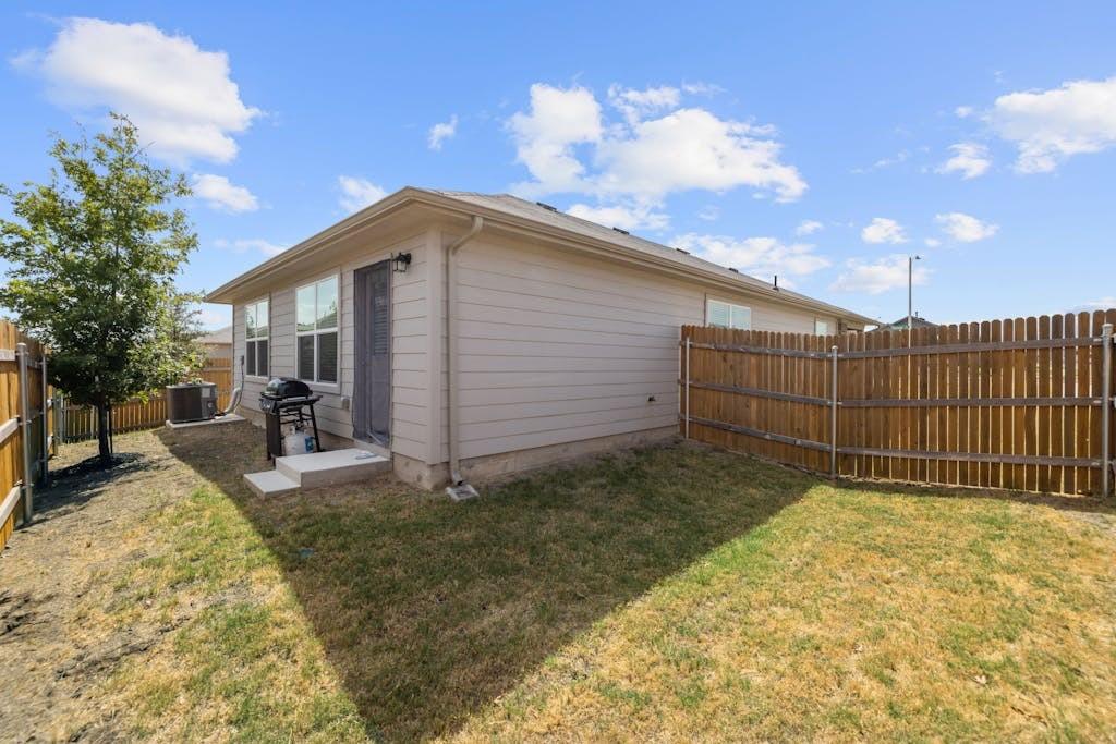 14013 Heywood Dr, Pflugerville, TX 78660